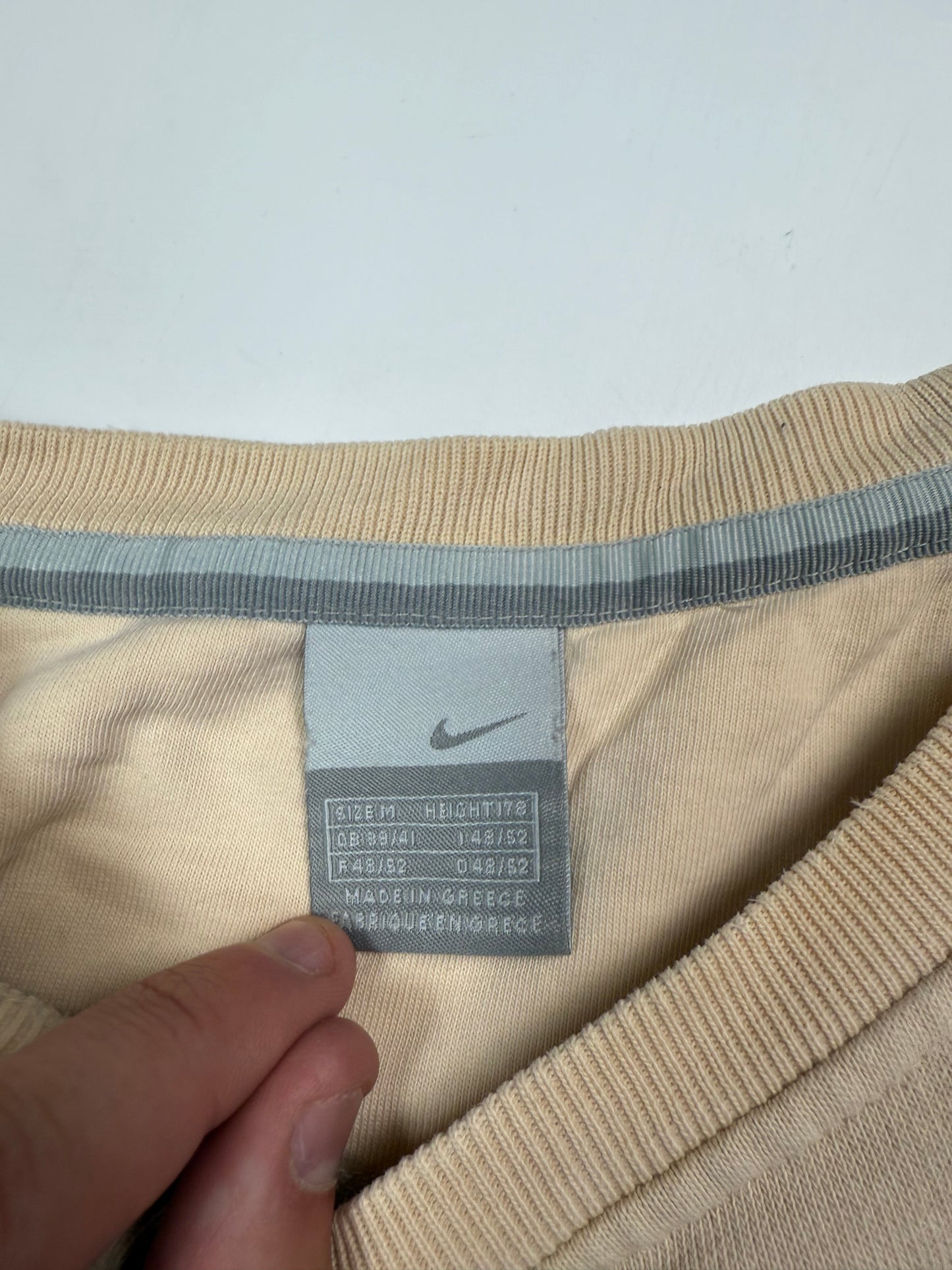 Vintage Nike mini swoosh sweatshirt (M)