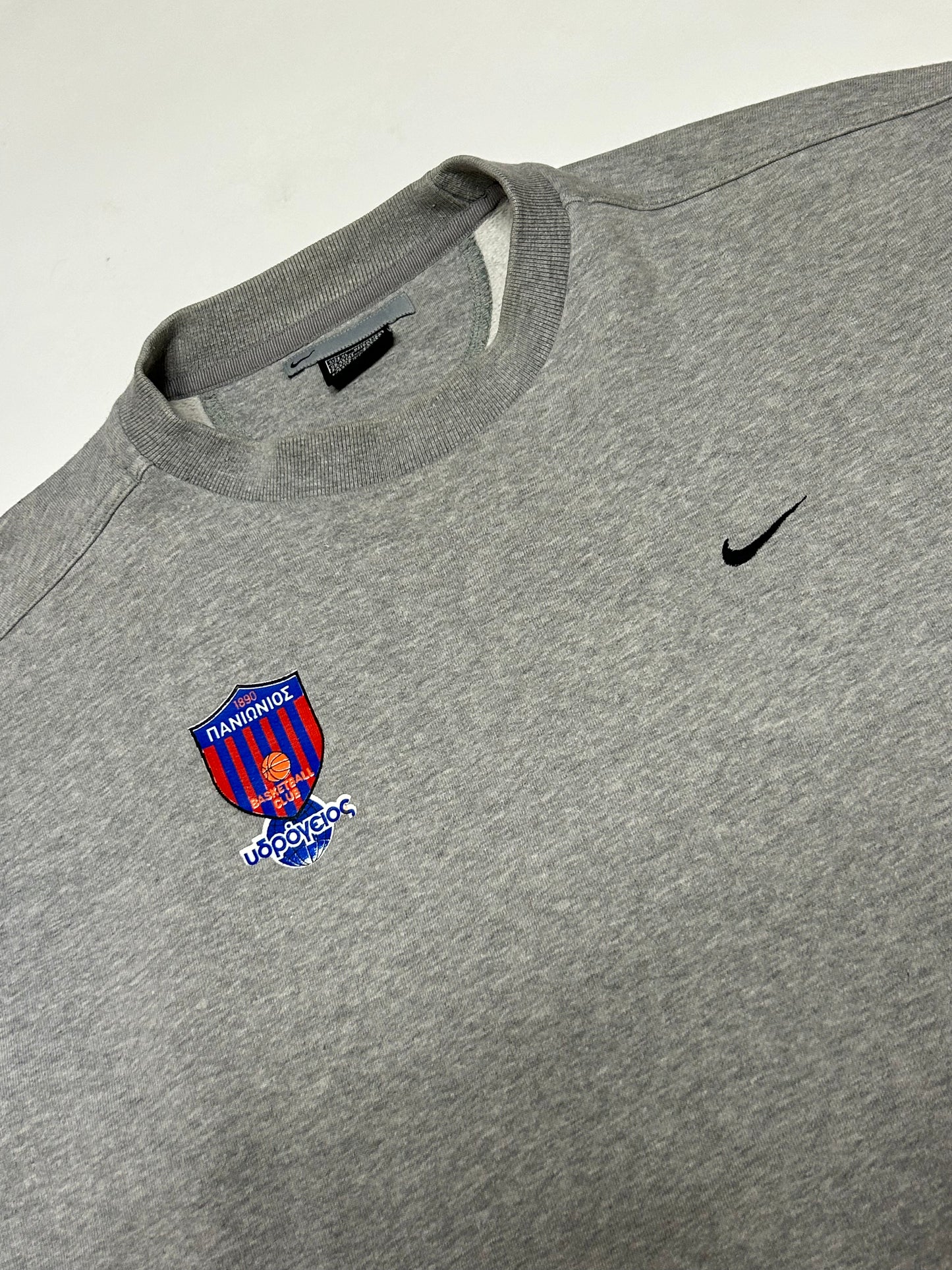 Vintage Nike mini swoosh sweatshirt (XL)