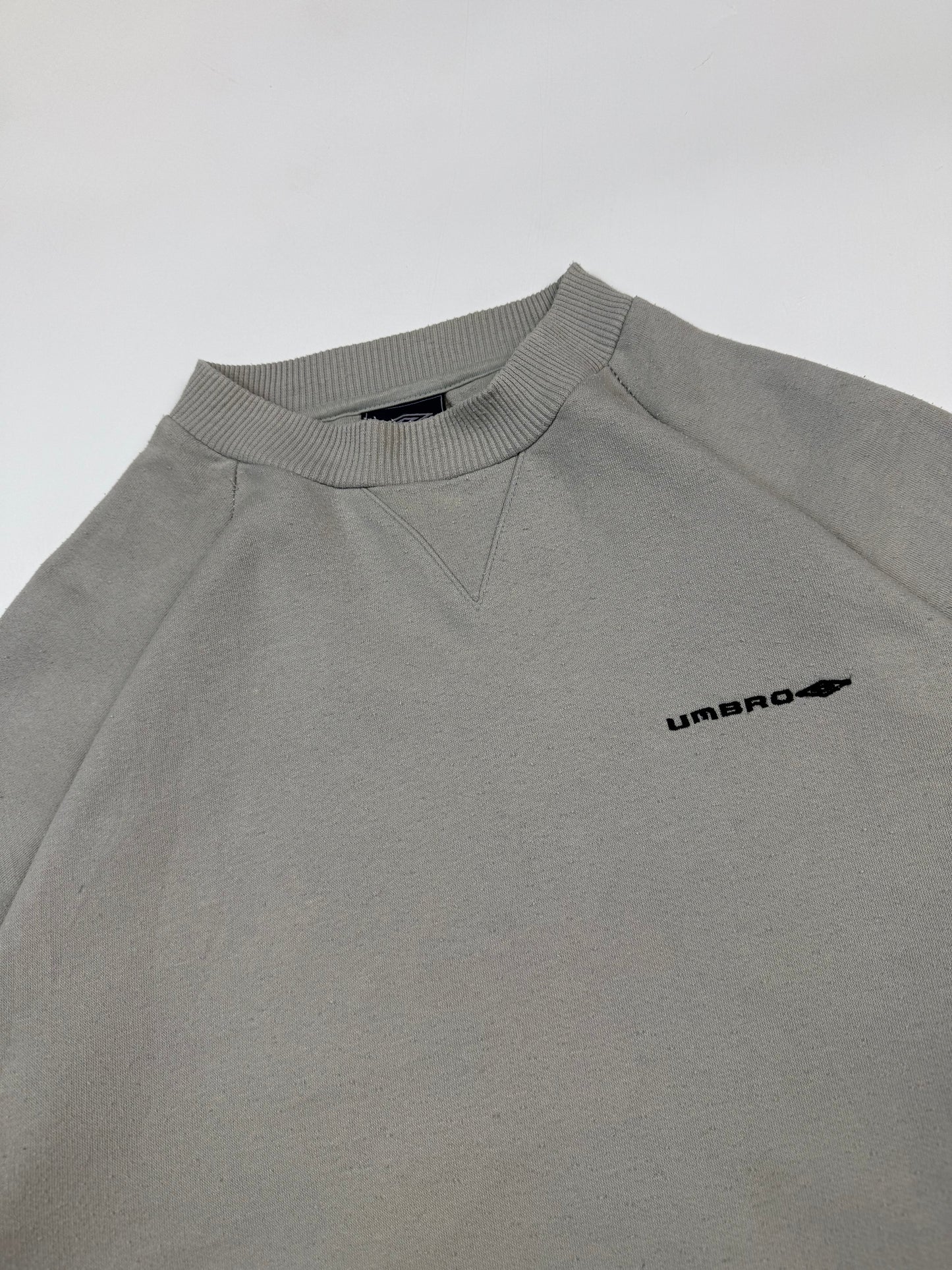 Vintage Umbro small logo sweatshirt (M)