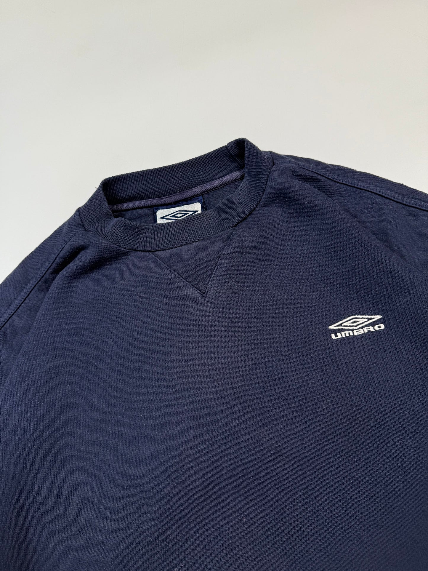 Vintage Umbro small logo sweatshirt (L)