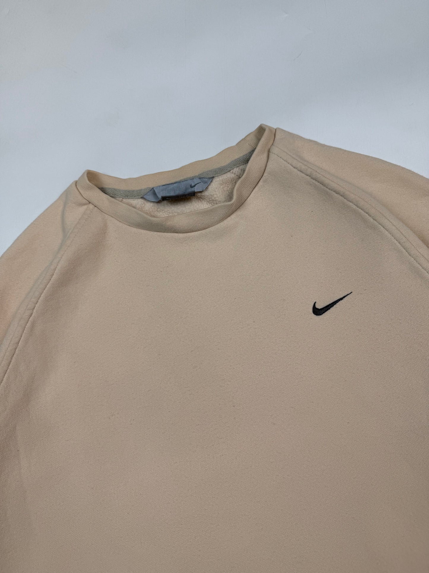 Vintage Nike mini swoosh sweatshirt (M)