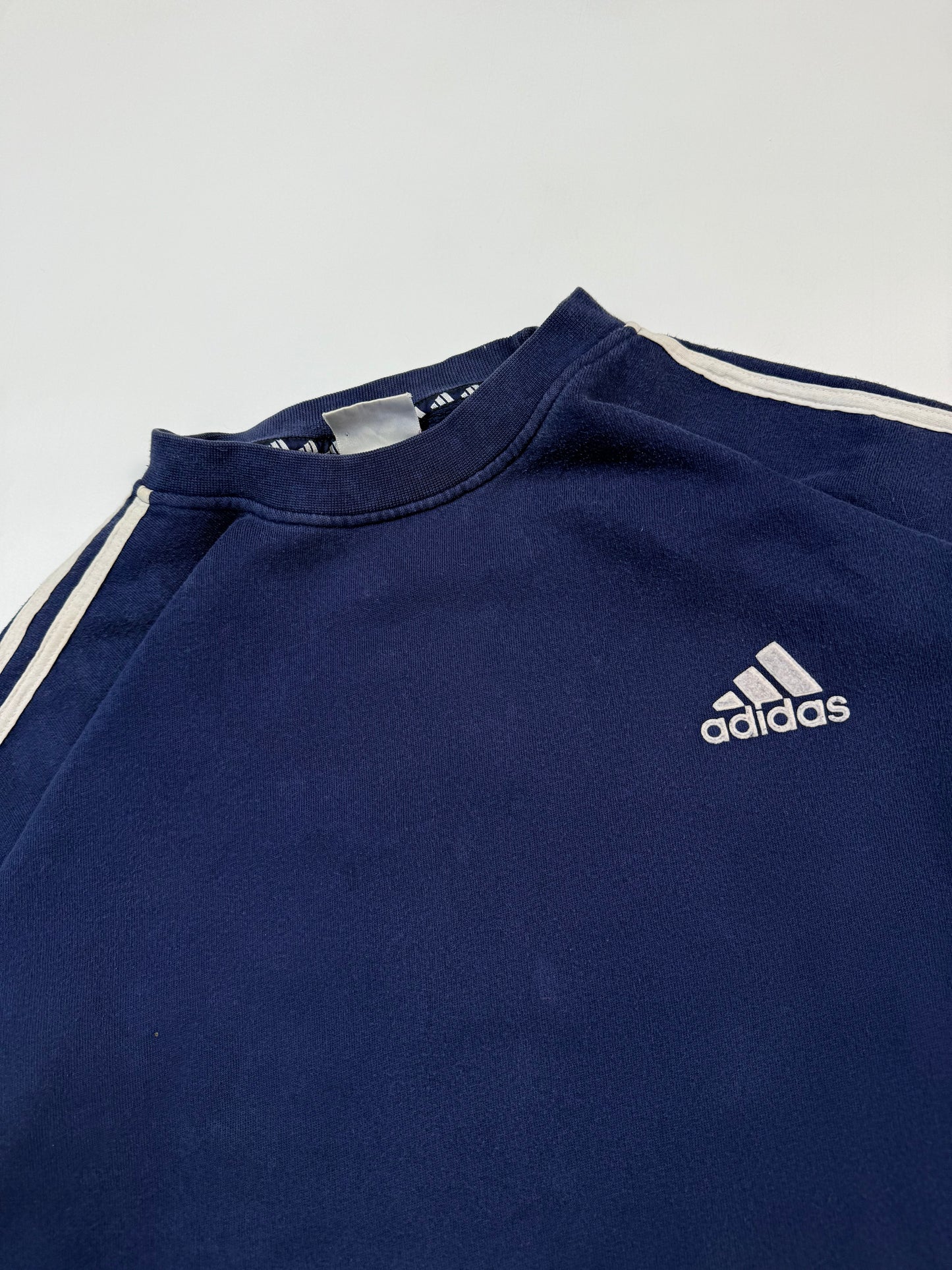 Vintage 90s Adidas small logo sweatshirt (M)