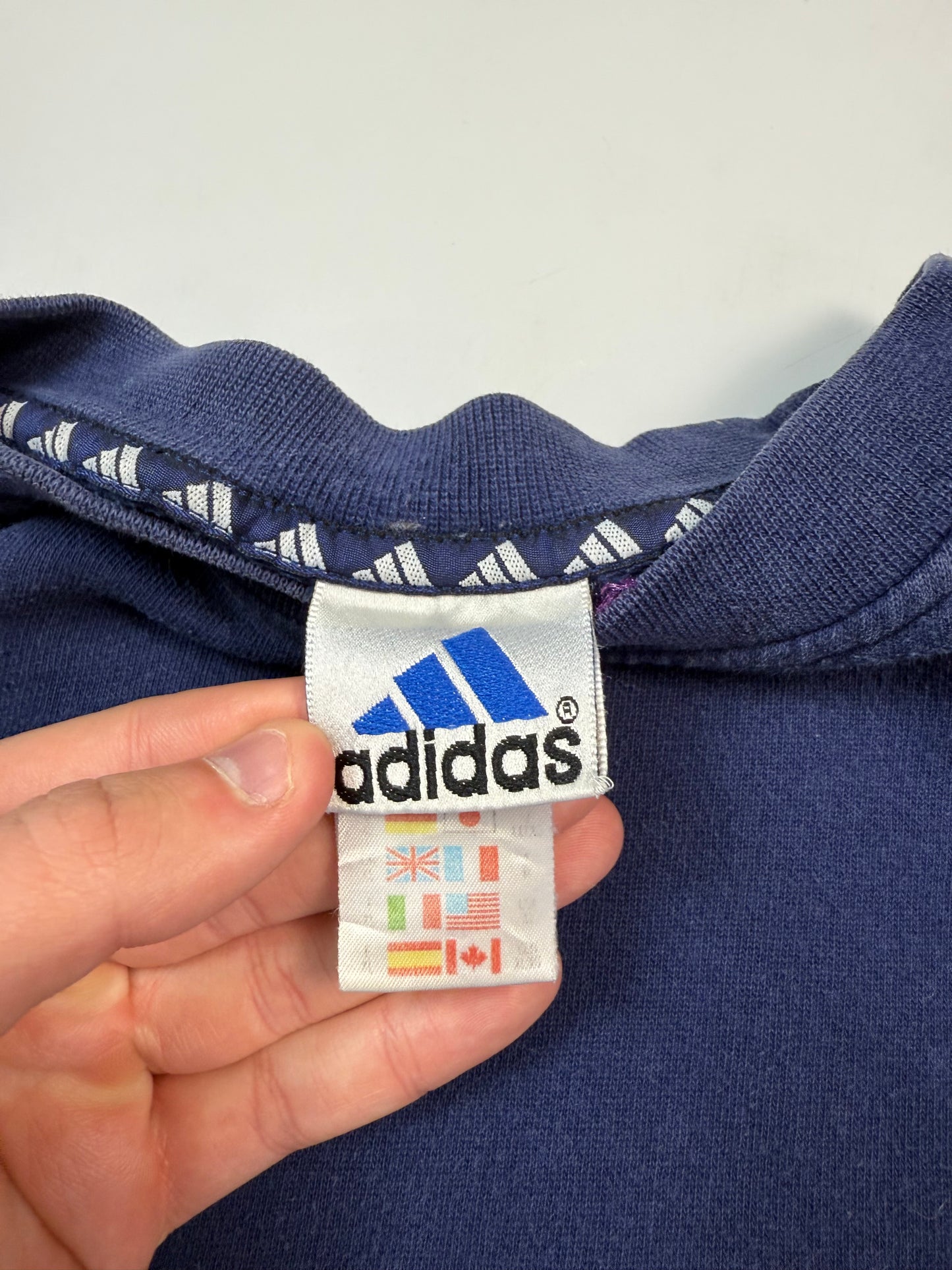 Vintage 90s Adidas small logo sweatshirt (M)