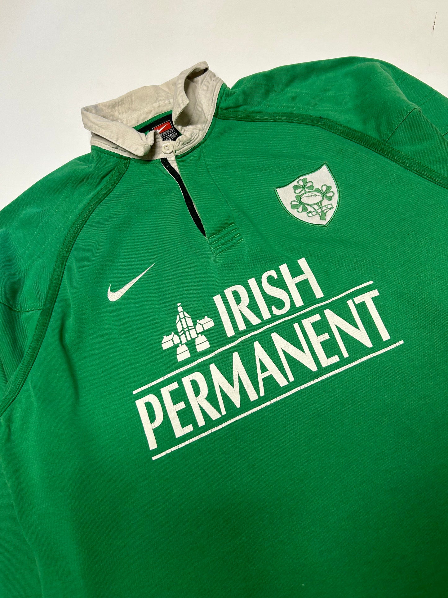 Vintage Ireland 1999/2000 Nike rugby shirt (L)