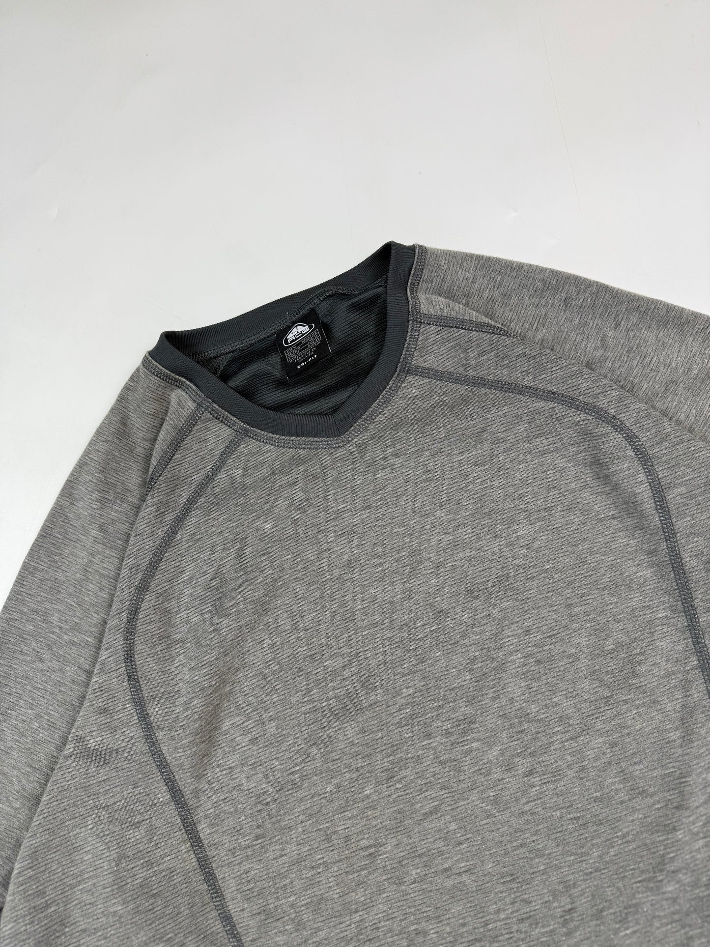 Vintage Nike ACG long sleeve (M)