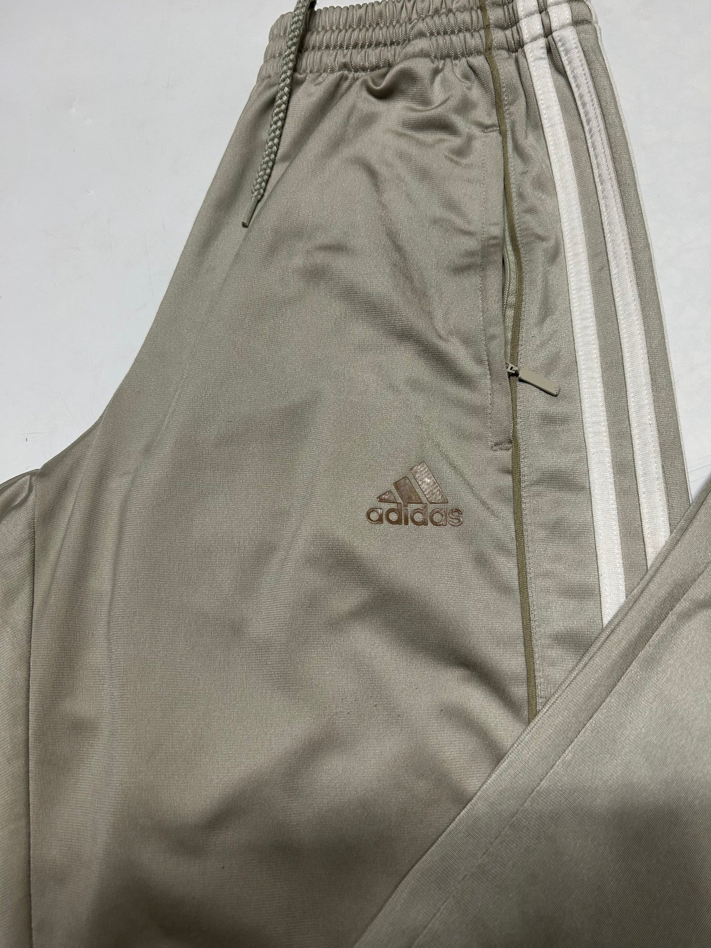 Vintage adidas track pants (S)