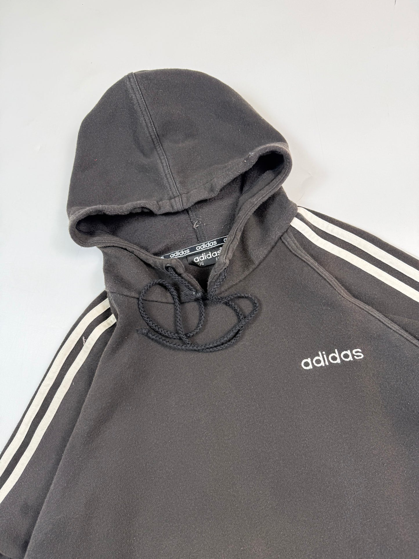 Vintage 90s Adidas small logo hoodie (M)
