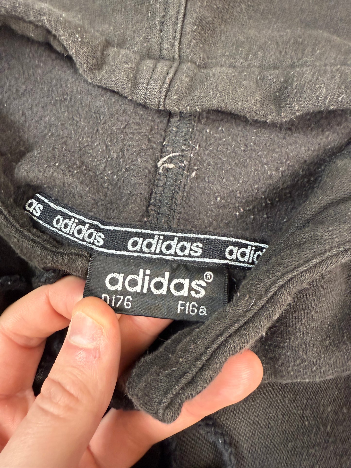 Vintage 90s Adidas small logo hoodie (M)