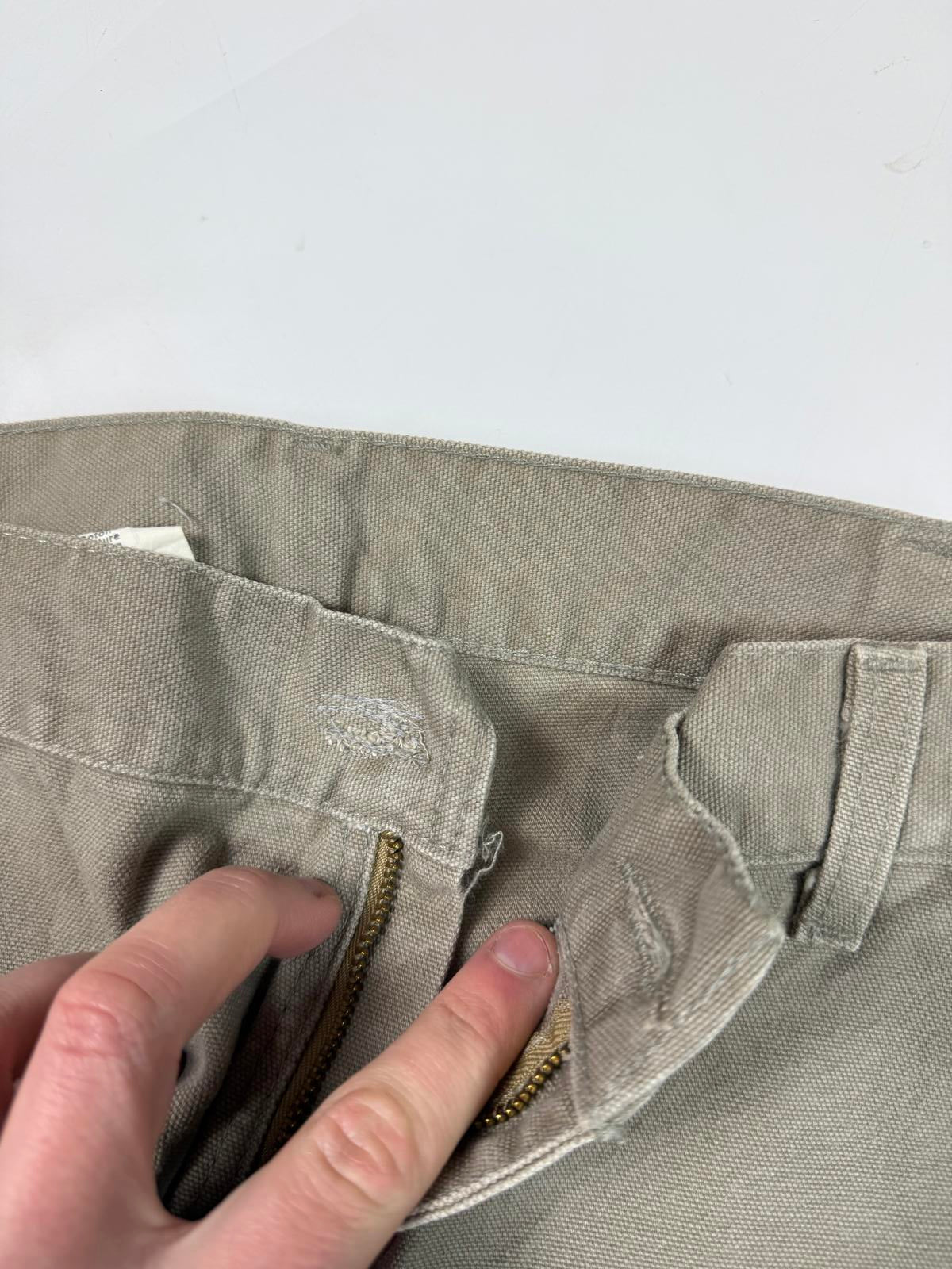 Vintage 90s Carhartt baggy carpenter pants (W38)