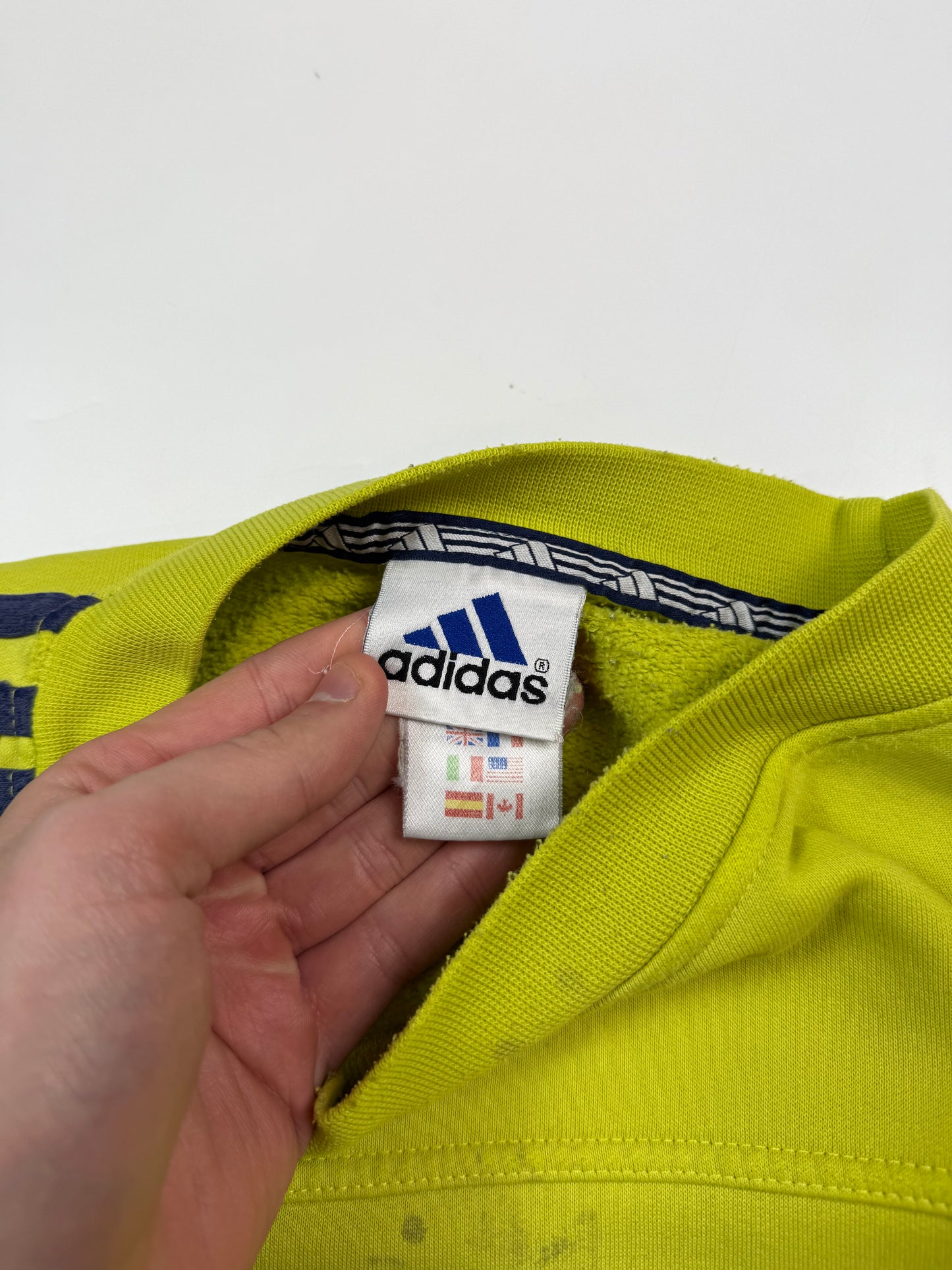 Vintage Adidas small logo sweatshirt (M)