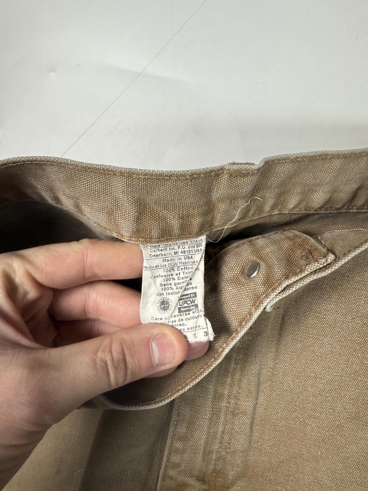 Vintage Carhartt baggy carpenter pants (W38)