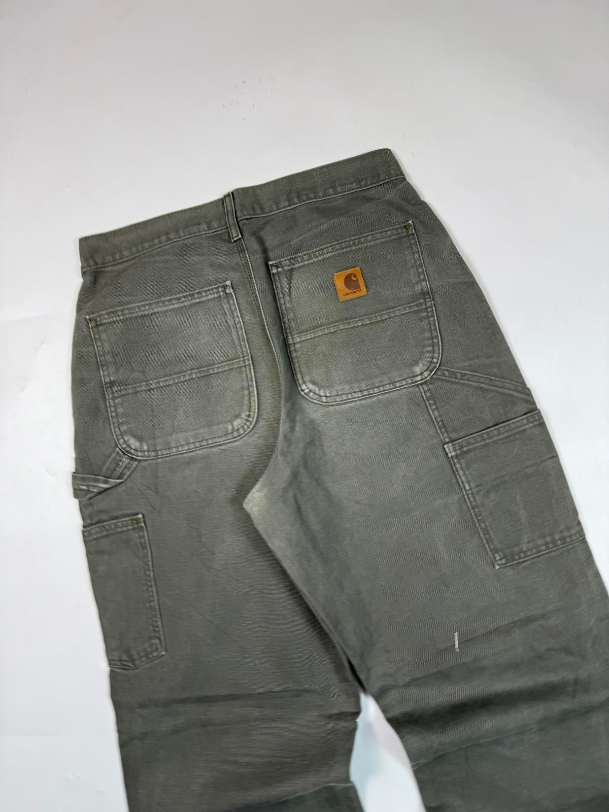 Carhartt baggy carpenter pants (W31)
