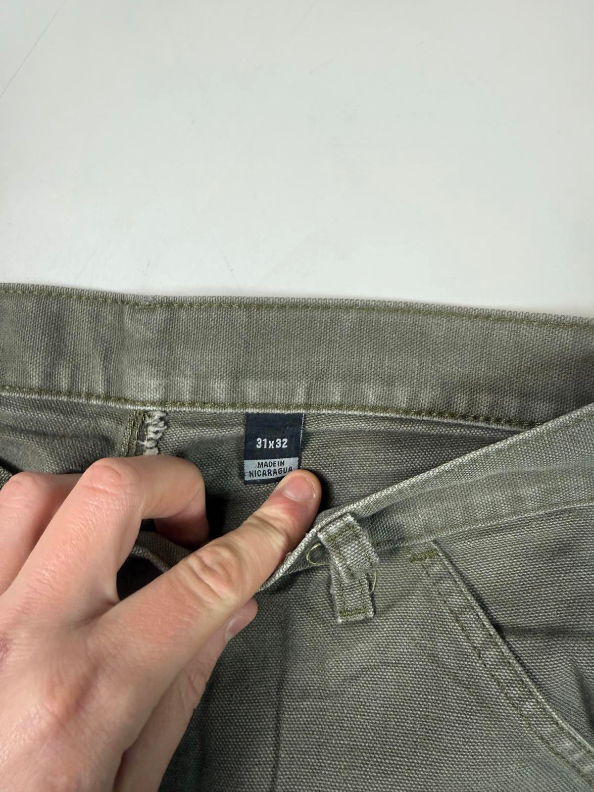 Carhartt baggy carpenter pants (W31)