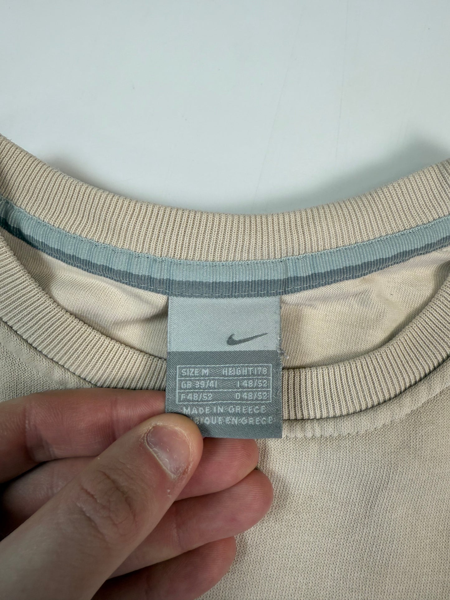 Vintage Nike mini swoosh sweatshirt (M)