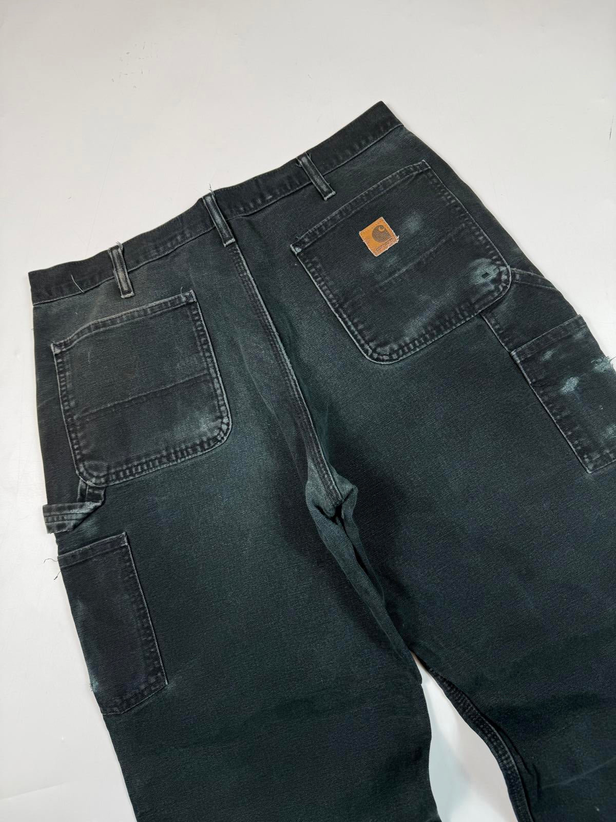 Vintage Carhartt baggy carpenter pants (W36)