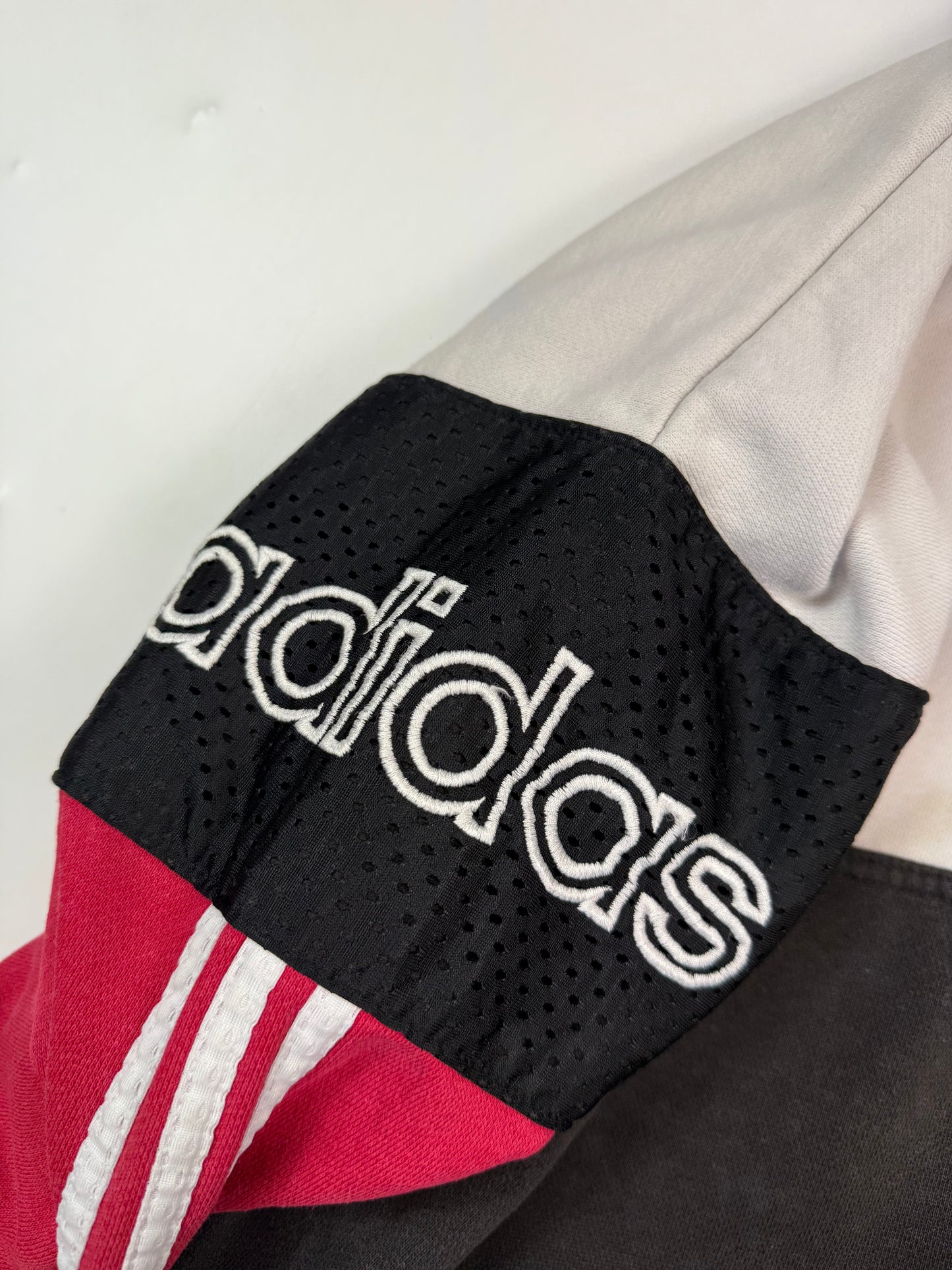Vintage 90s Adidas collared sweatshirt (XL)