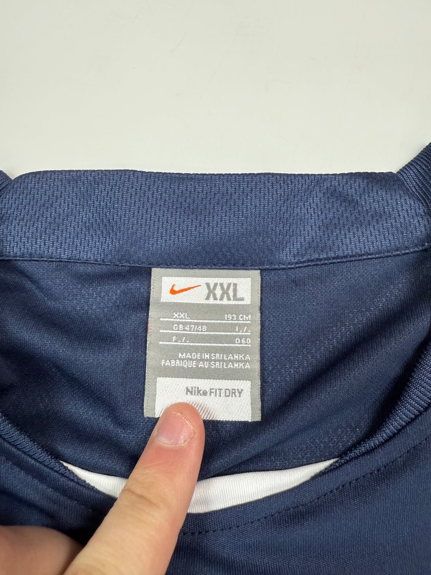 Vintage Nike Tiempo shield football tee (XXL)