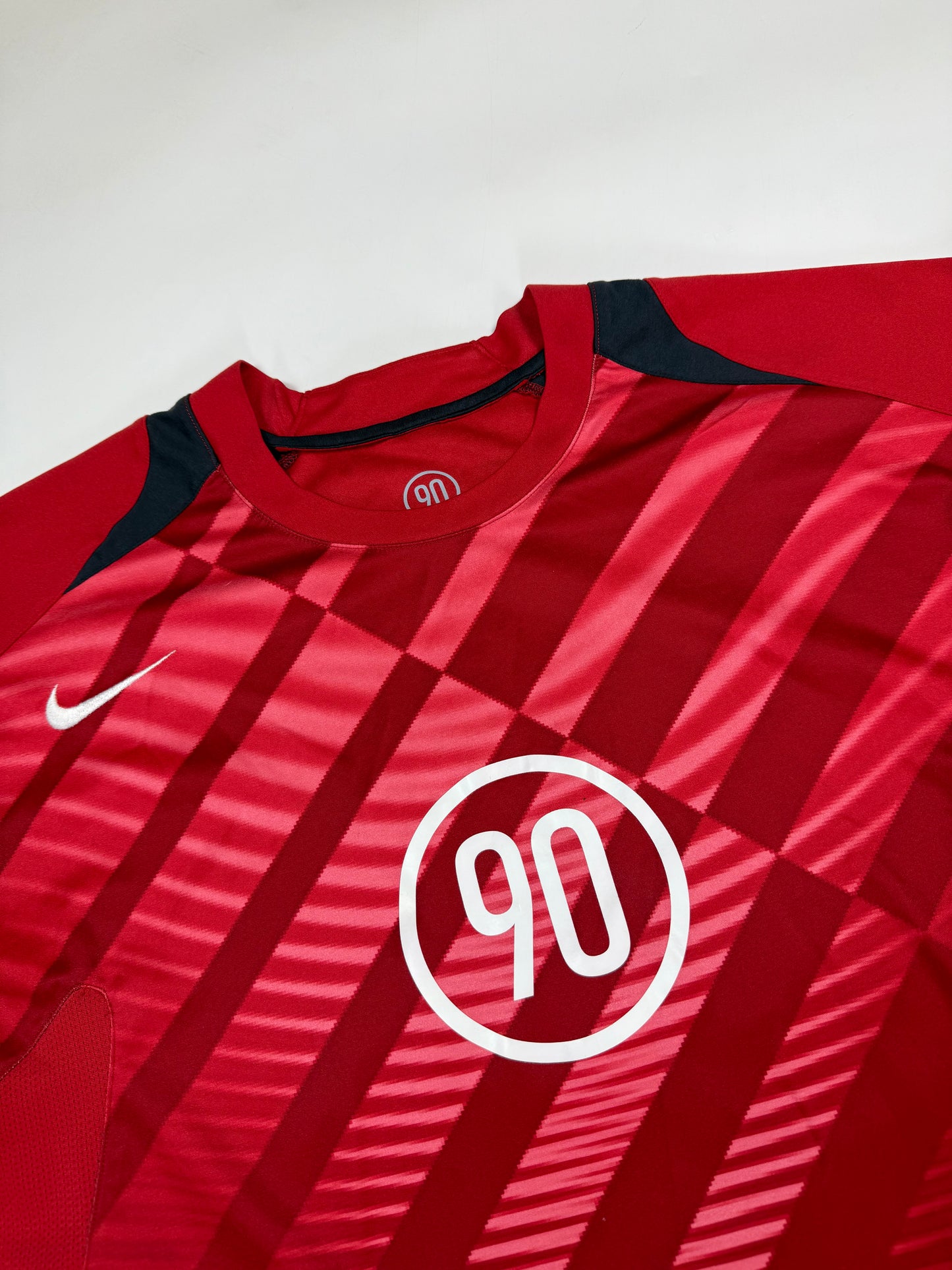 Vintage Nike T90 Total 90 football tee (M)
