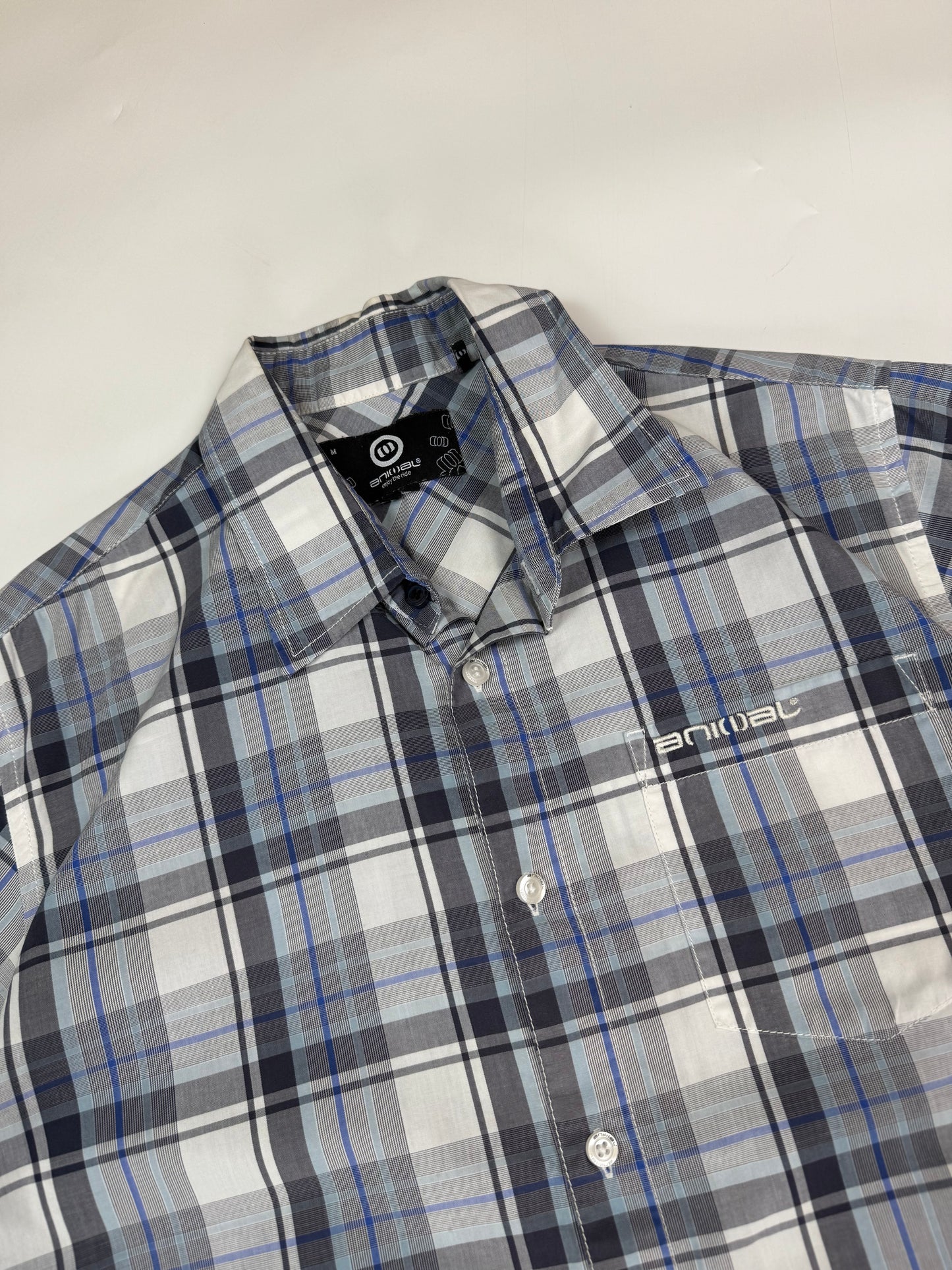 Animal short sleeve checkered shirt (M)