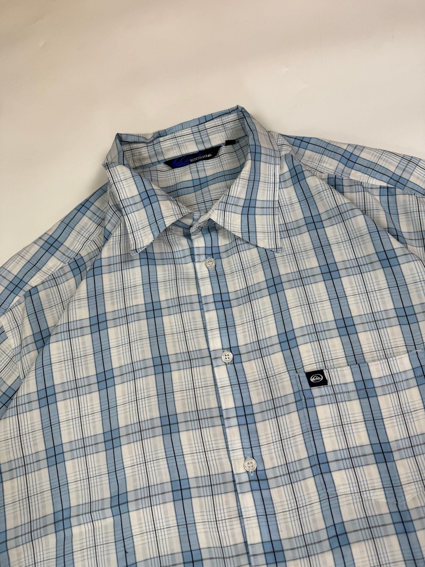 Vintage Quiksilver short sleeve checkered shirt (XL)