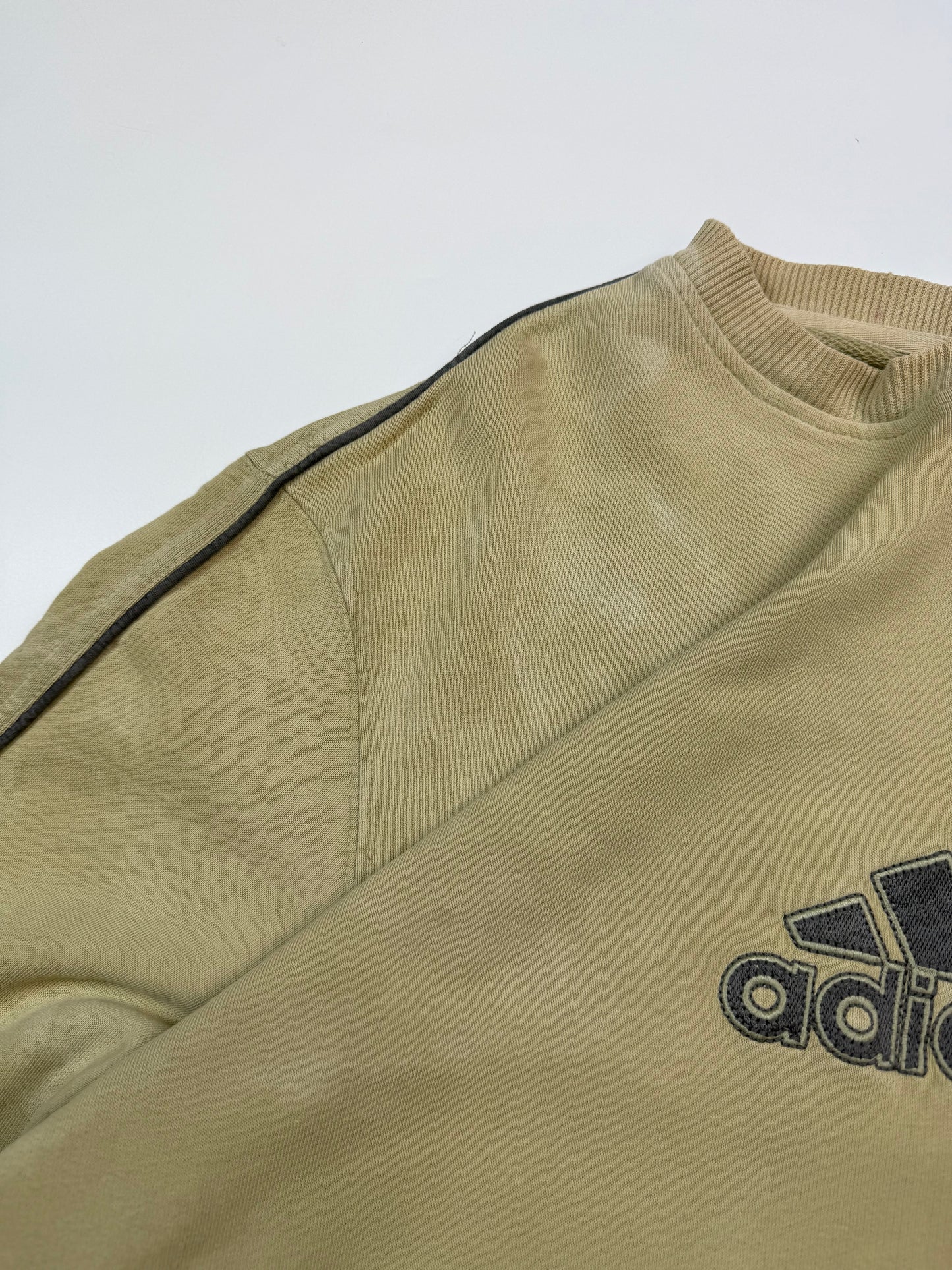 Vintage Adidas centre logo sweatshirt (XL)