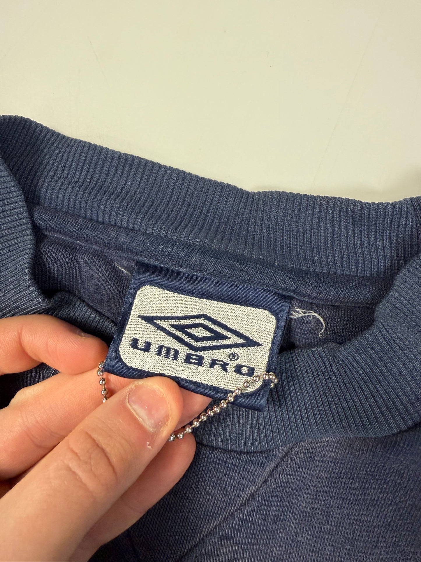 Vintage Umbro centre logo sweatshirt (XL)