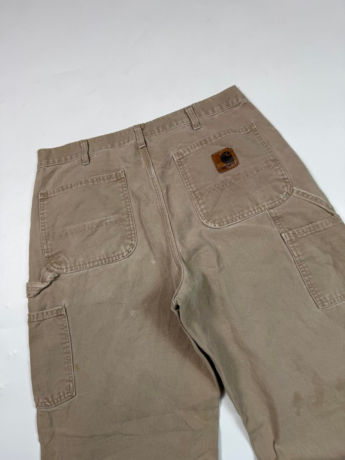 Vintage Carhartt baggy carpenter pants (W32)