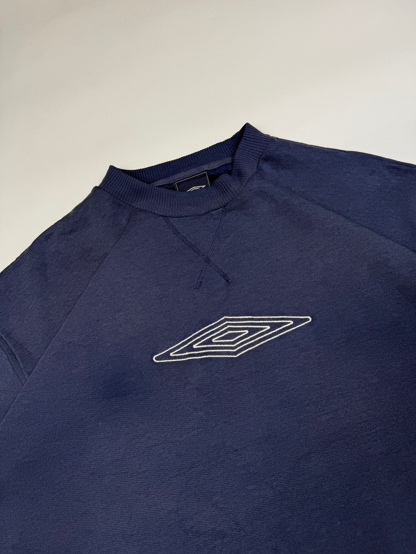 Vintage Umbro centre logo sweatshirt (L)