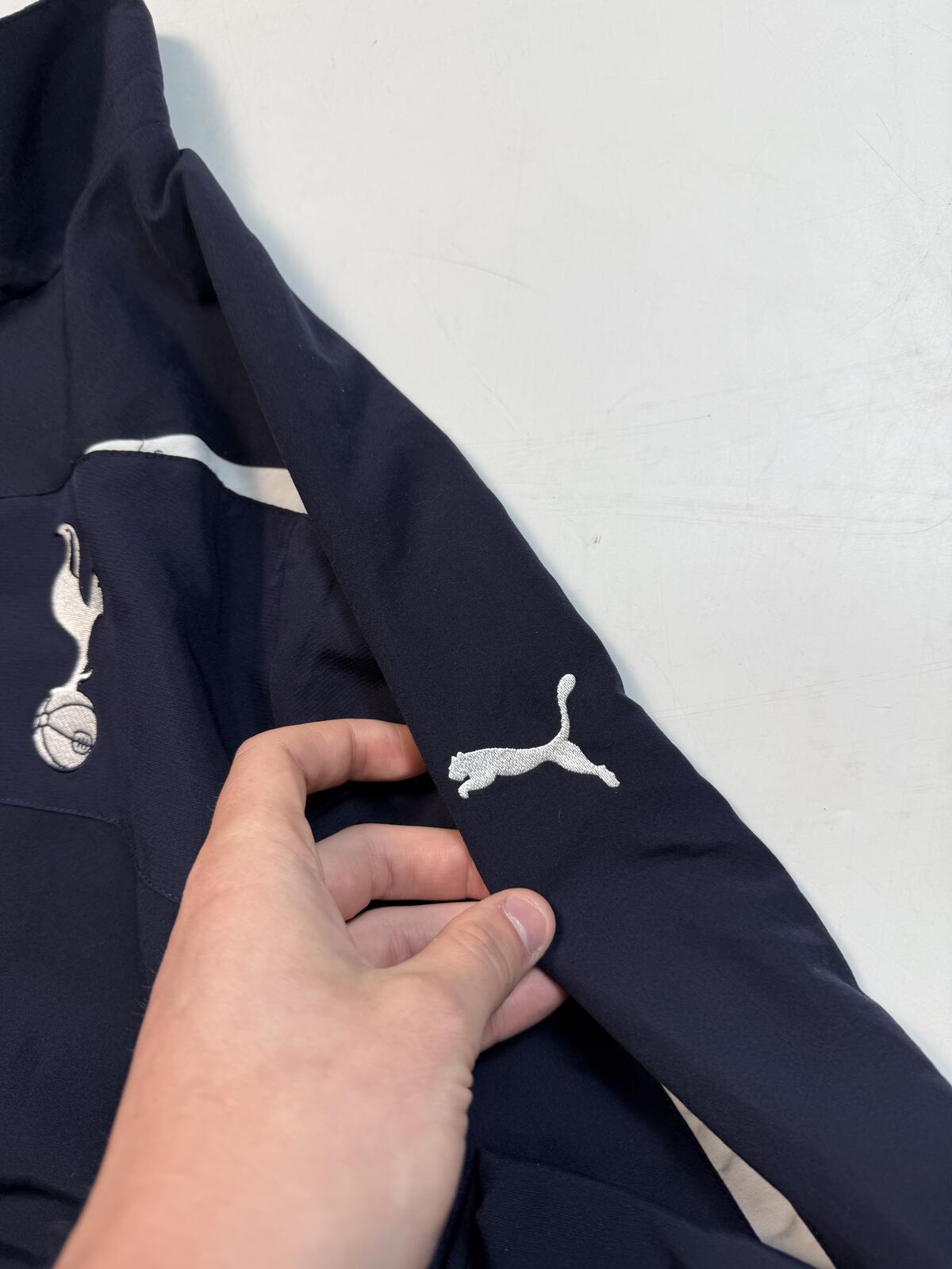 Tottenham Hotspur 2010/11 Puma football track jacket (S)