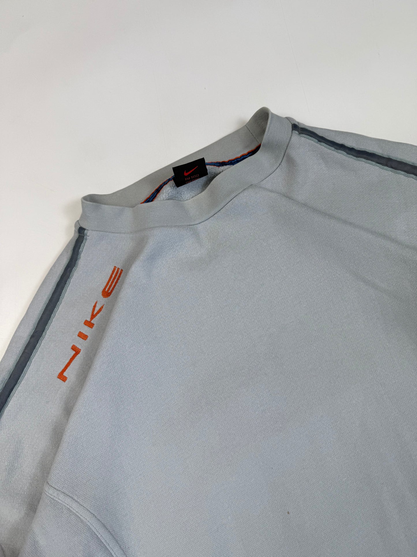 Vintage 90s Nike sweatshirt (M)