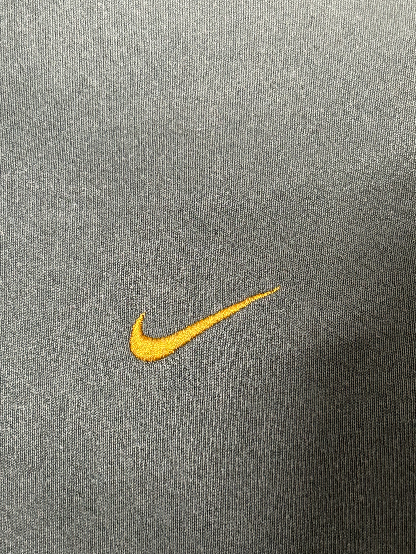 Vintage 90s Nike mini swoosh sweatshirt (XL)