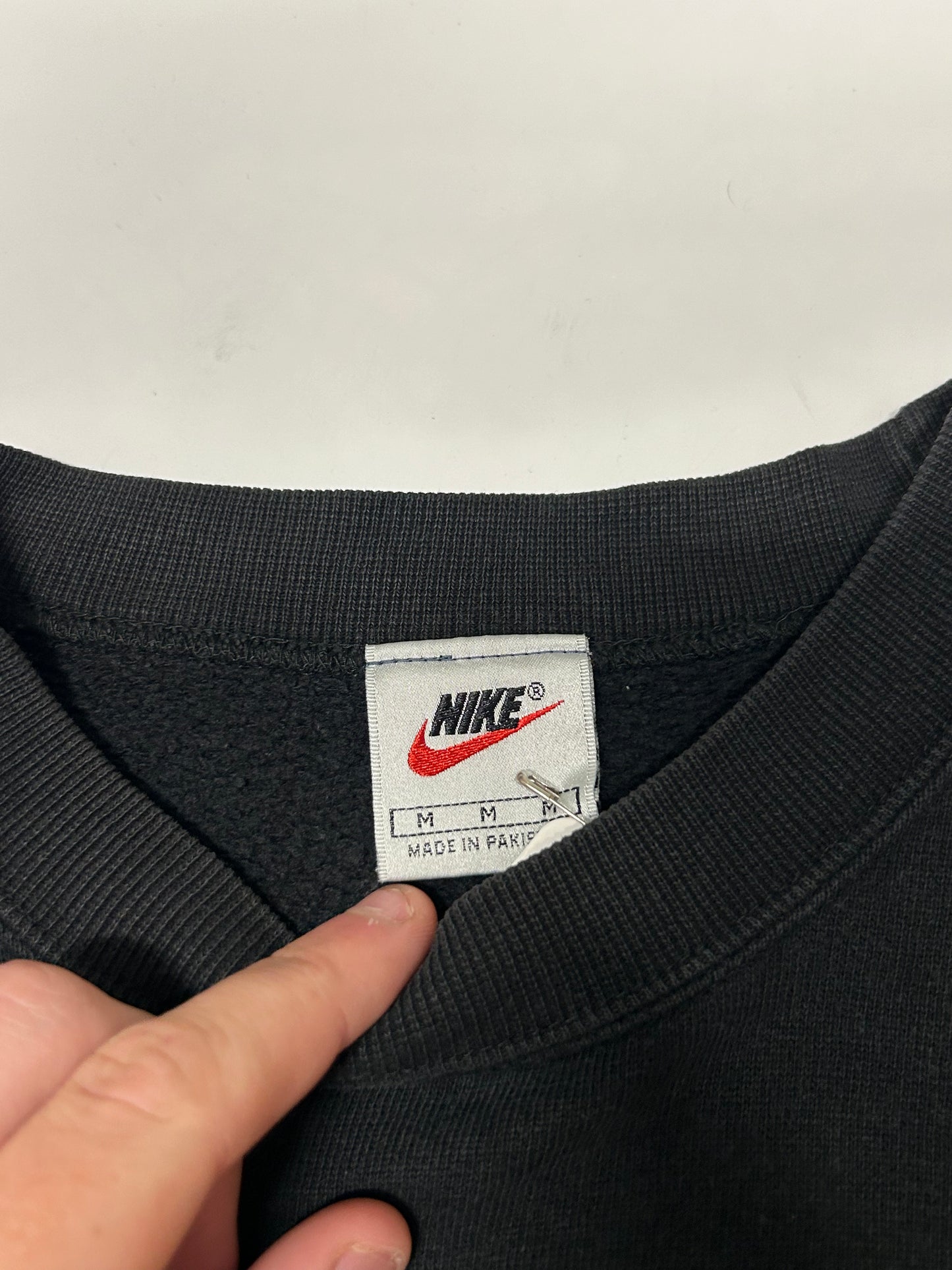 Vintage 90s Nike mini swoosh sweatshirt (M)