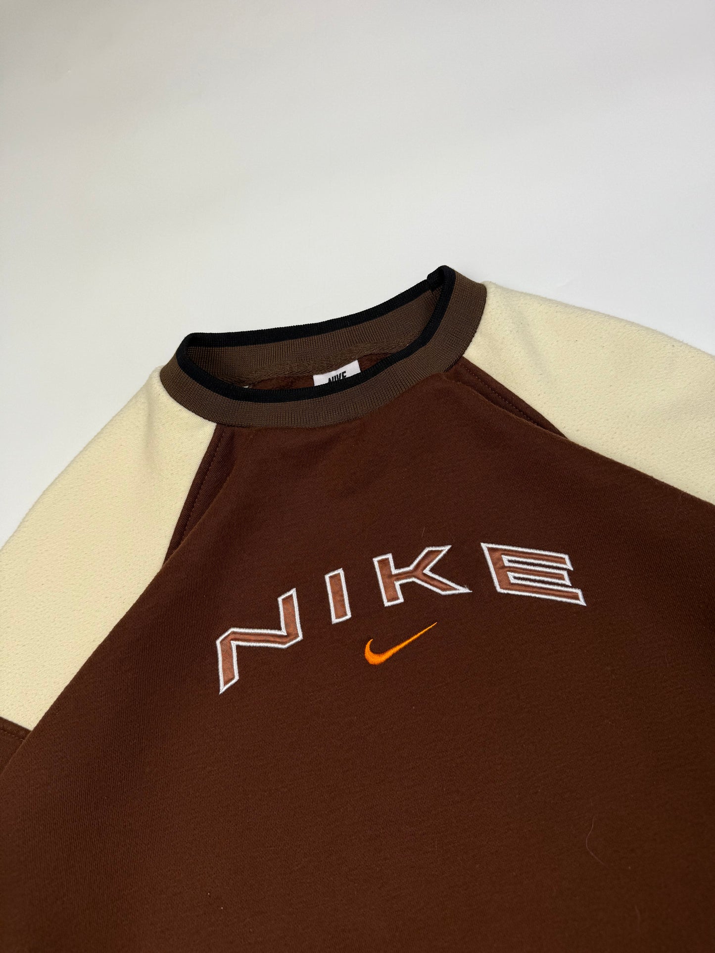 Vintage 90s Nike spell out sweatshirt (L)