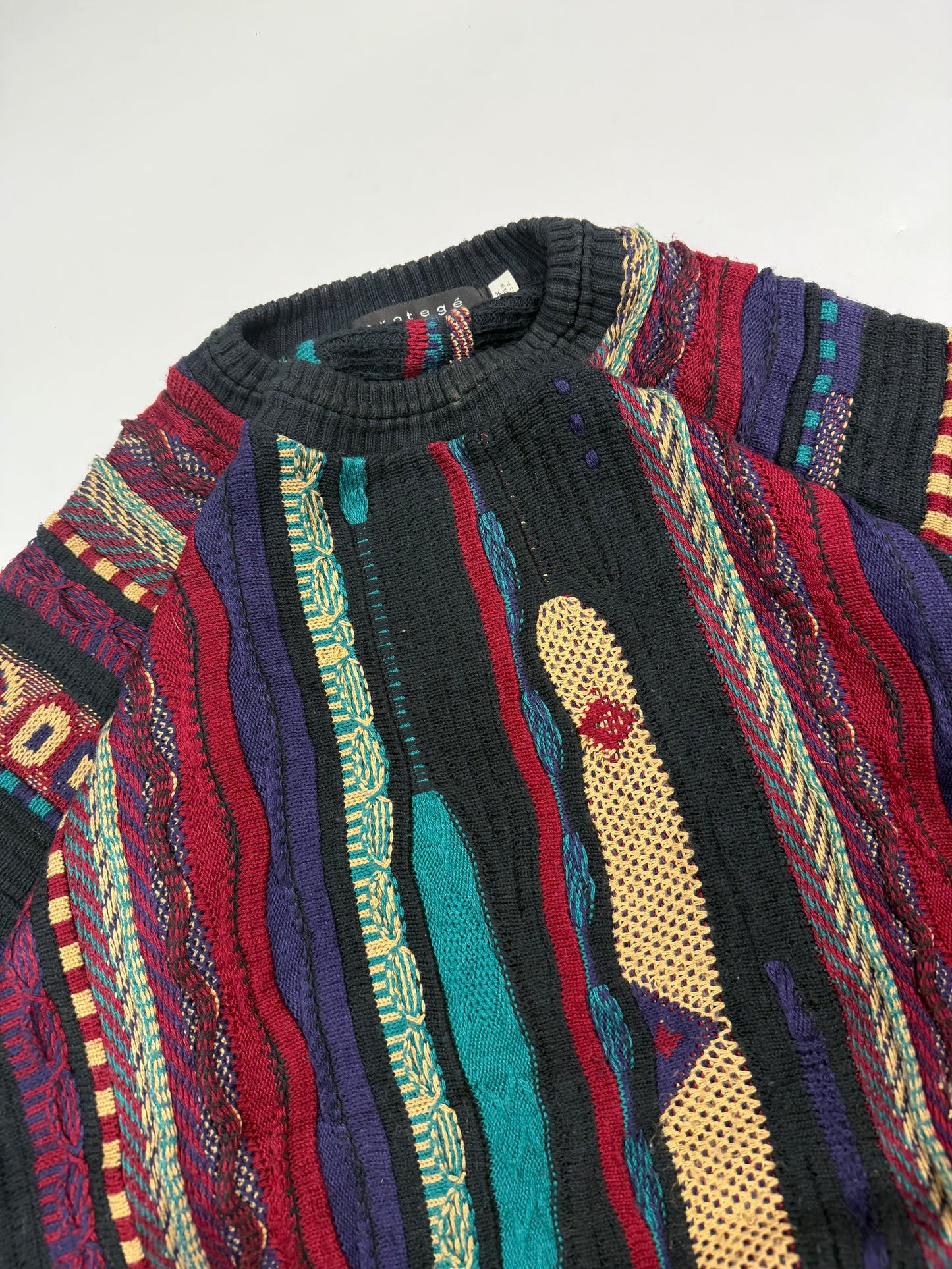 Vintage Coogi style abstract knit sweater (XXL)