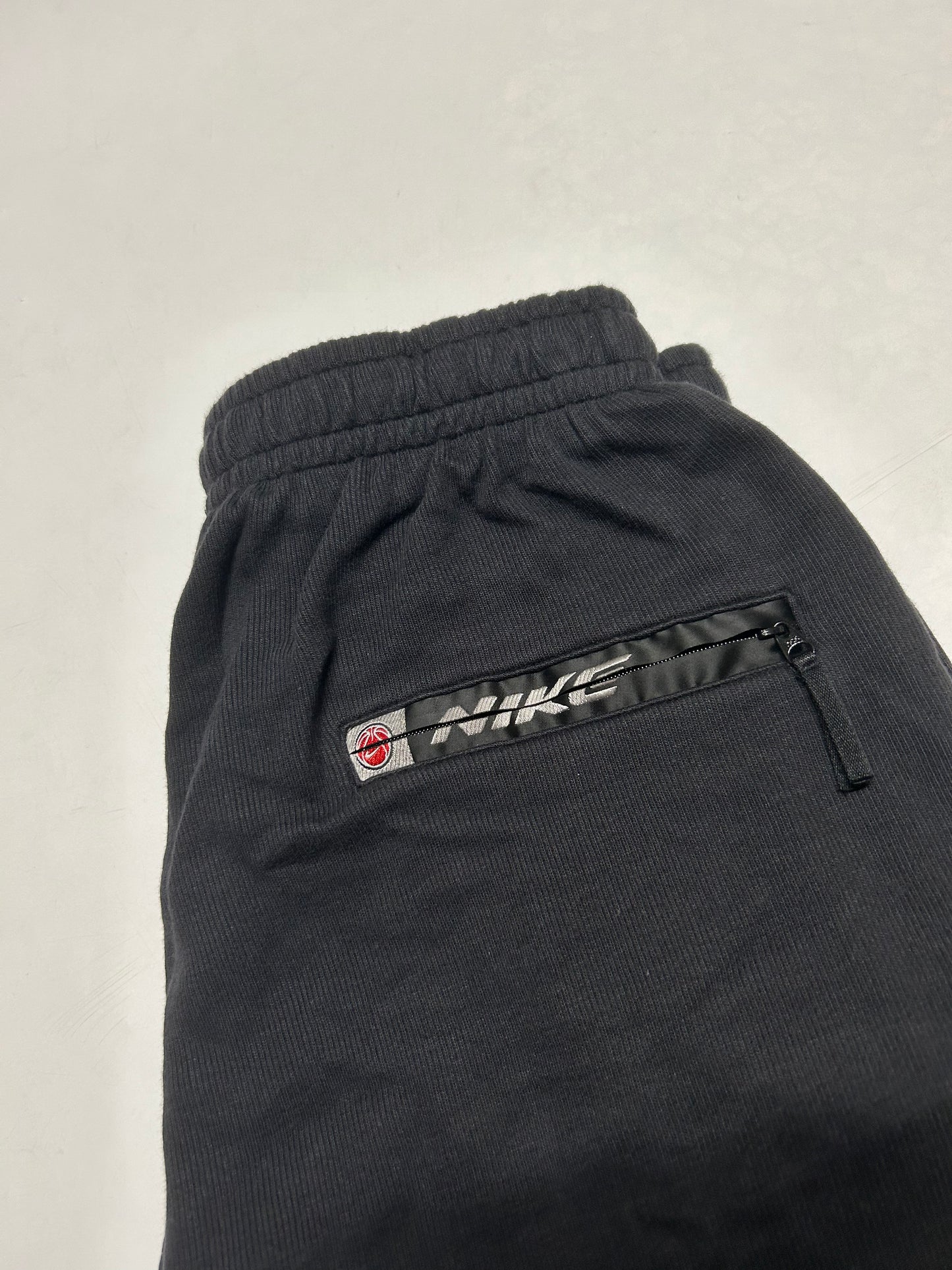 Vintage nike joggers (M)