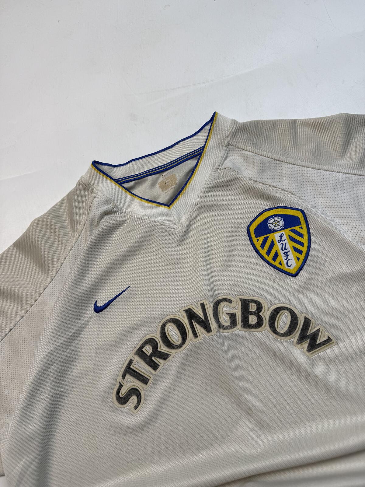 Vintage Leeds 2000-02 Nike home football shirt (L)