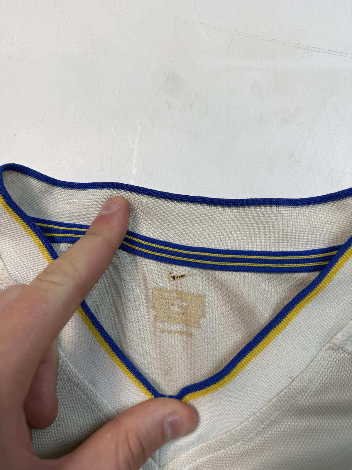 Vintage Leeds 2000-02 Nike home football shirt (L)