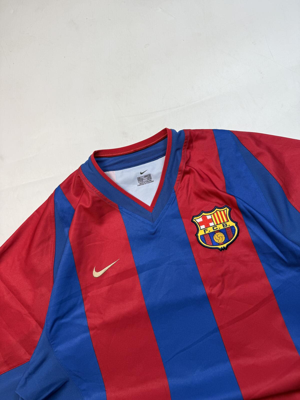 Vintage FC Barcelona 2002/03 Nike football shirt (L)