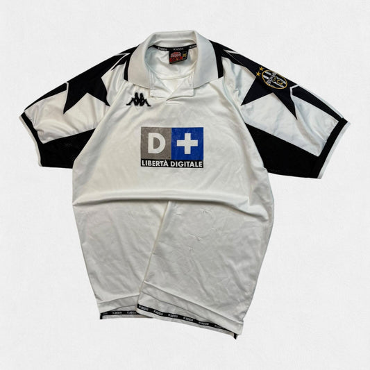 Vintage Juventus 1998/99 Kappa away football shirt (XL)