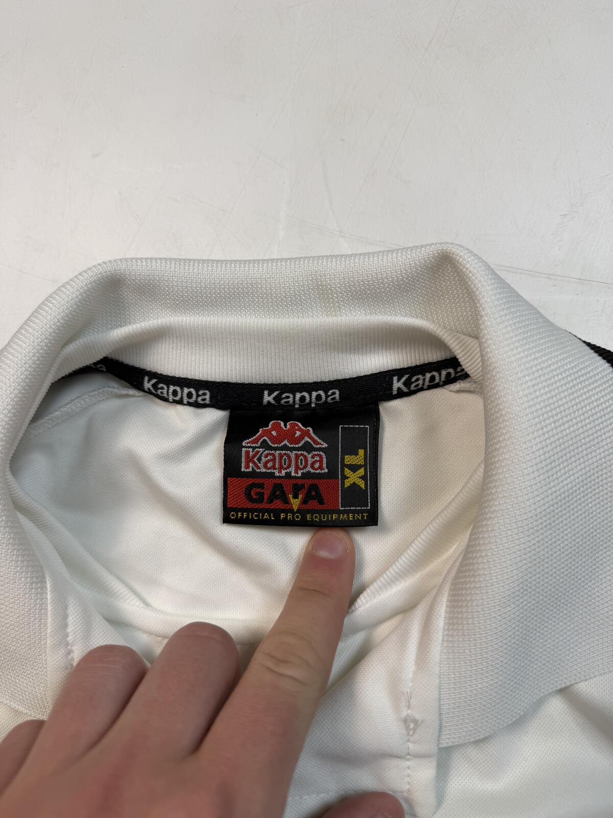 Vintage Juventus 1998/99 Kappa away football shirt (XL)