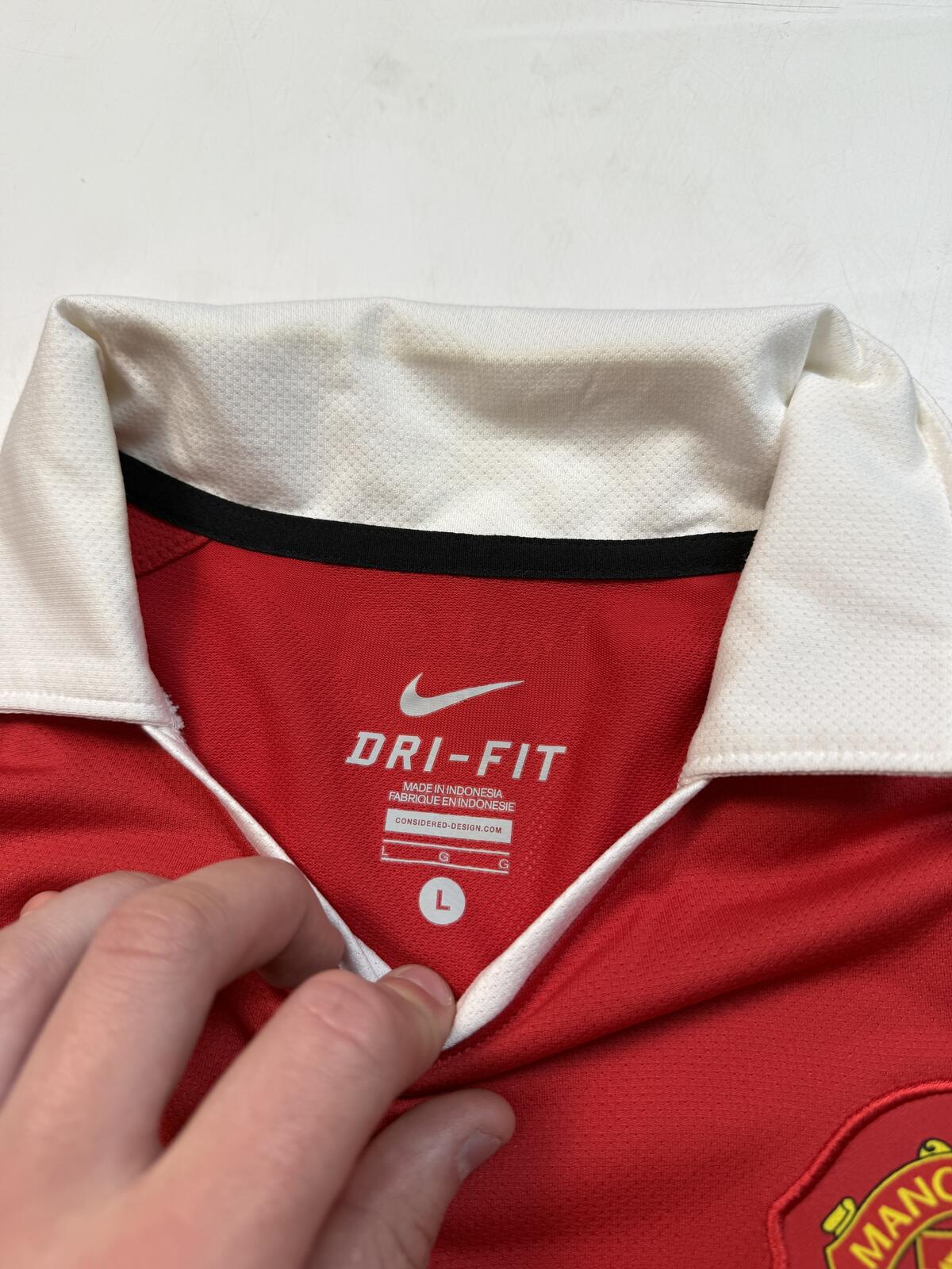 Manchester United 2010/11 Nike long sleeve football shirt (L)