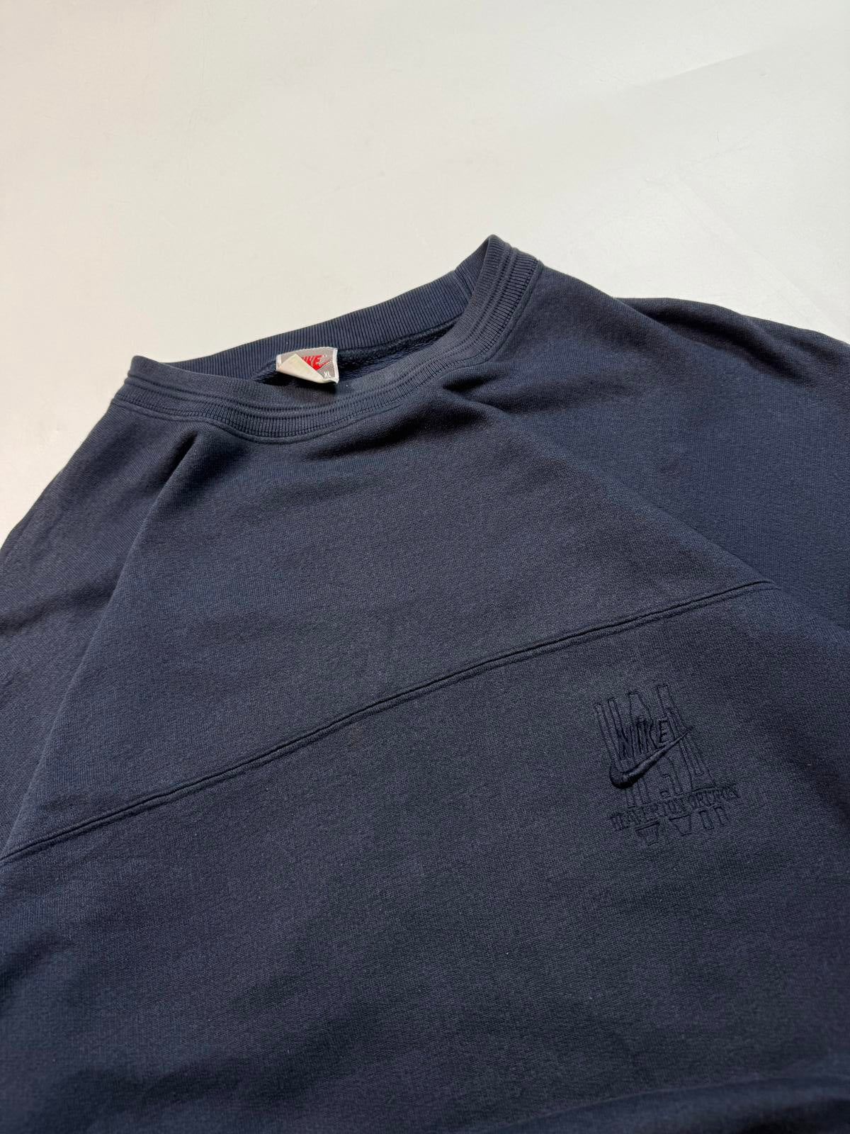 Vintage 90s Nike sweatshirt (XL)