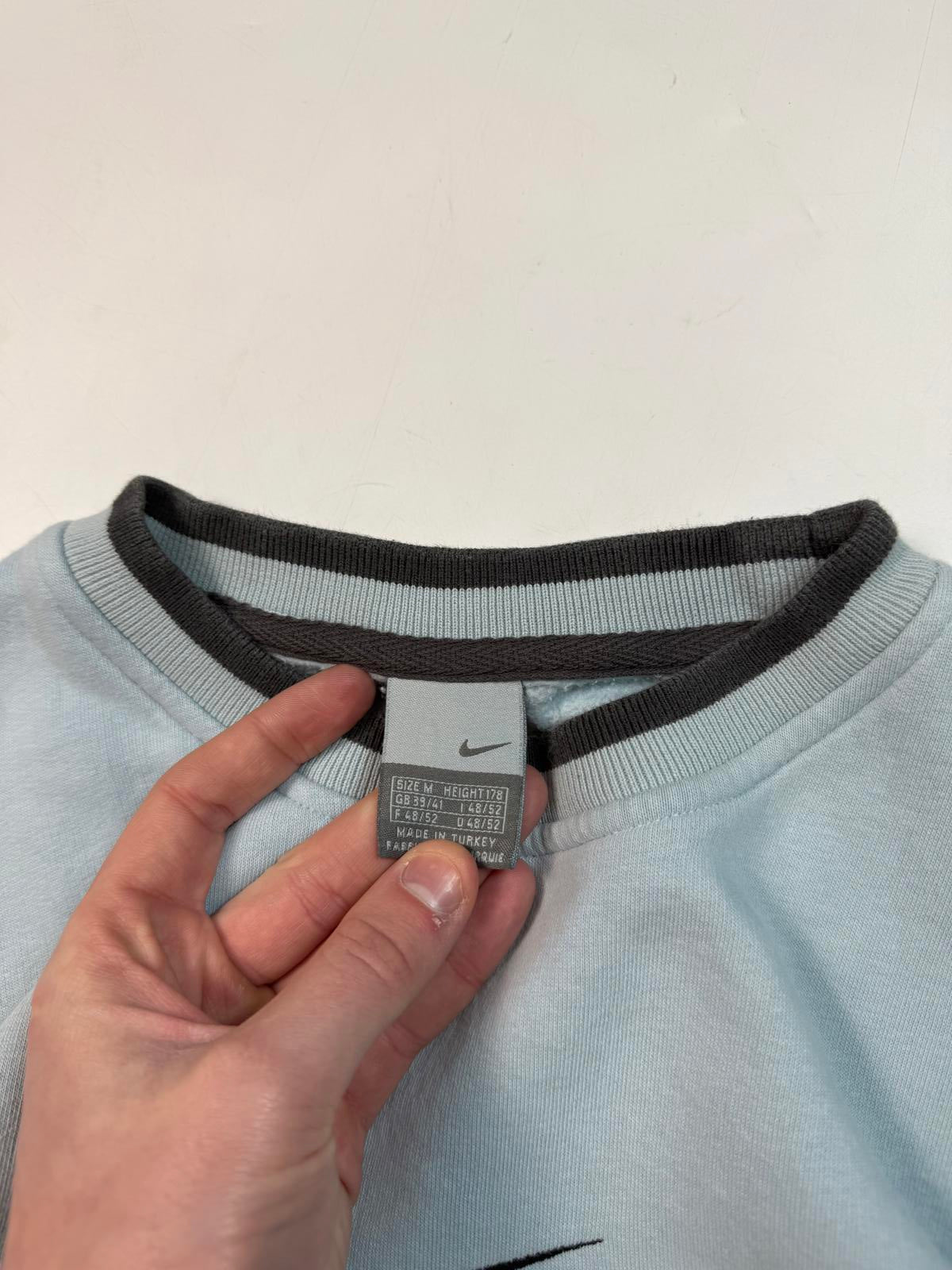 Vintage Nike centre swoosh sweatshirt (M)