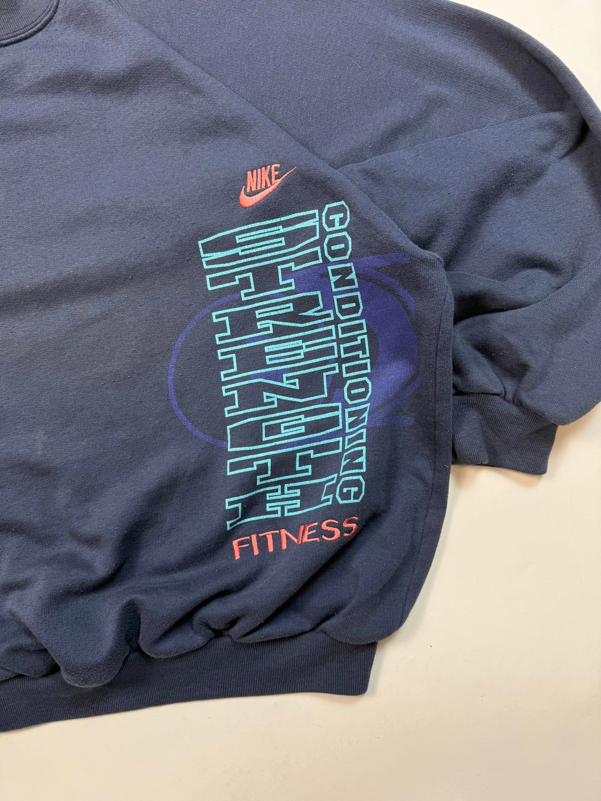 Vintage 90s Nike graphic sweatshirt (M)