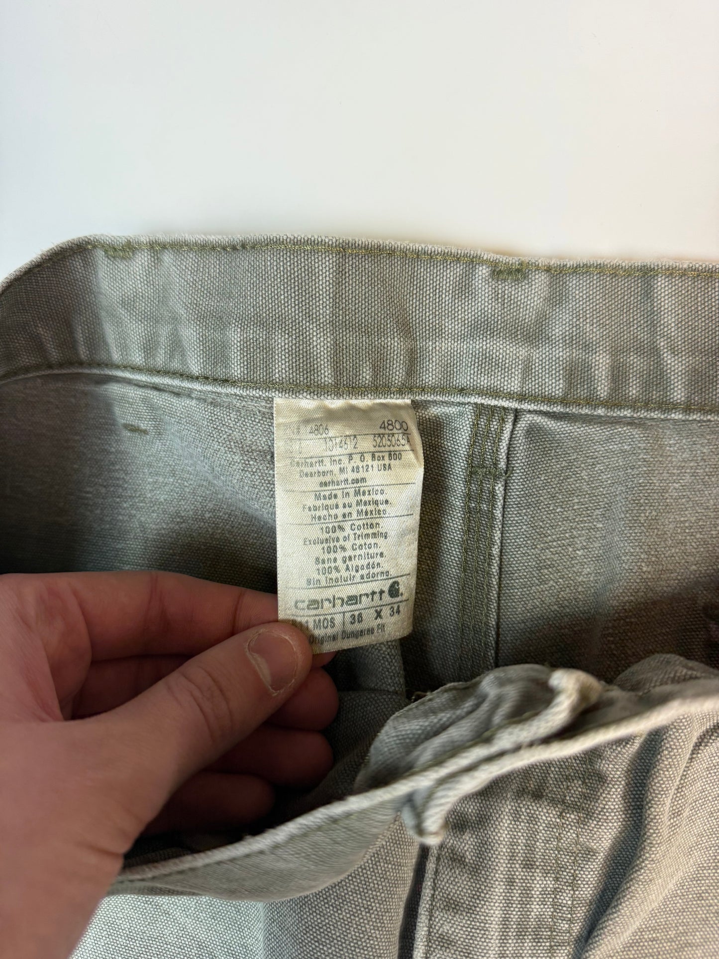 Carhartt baggy carpenter pants (W34)