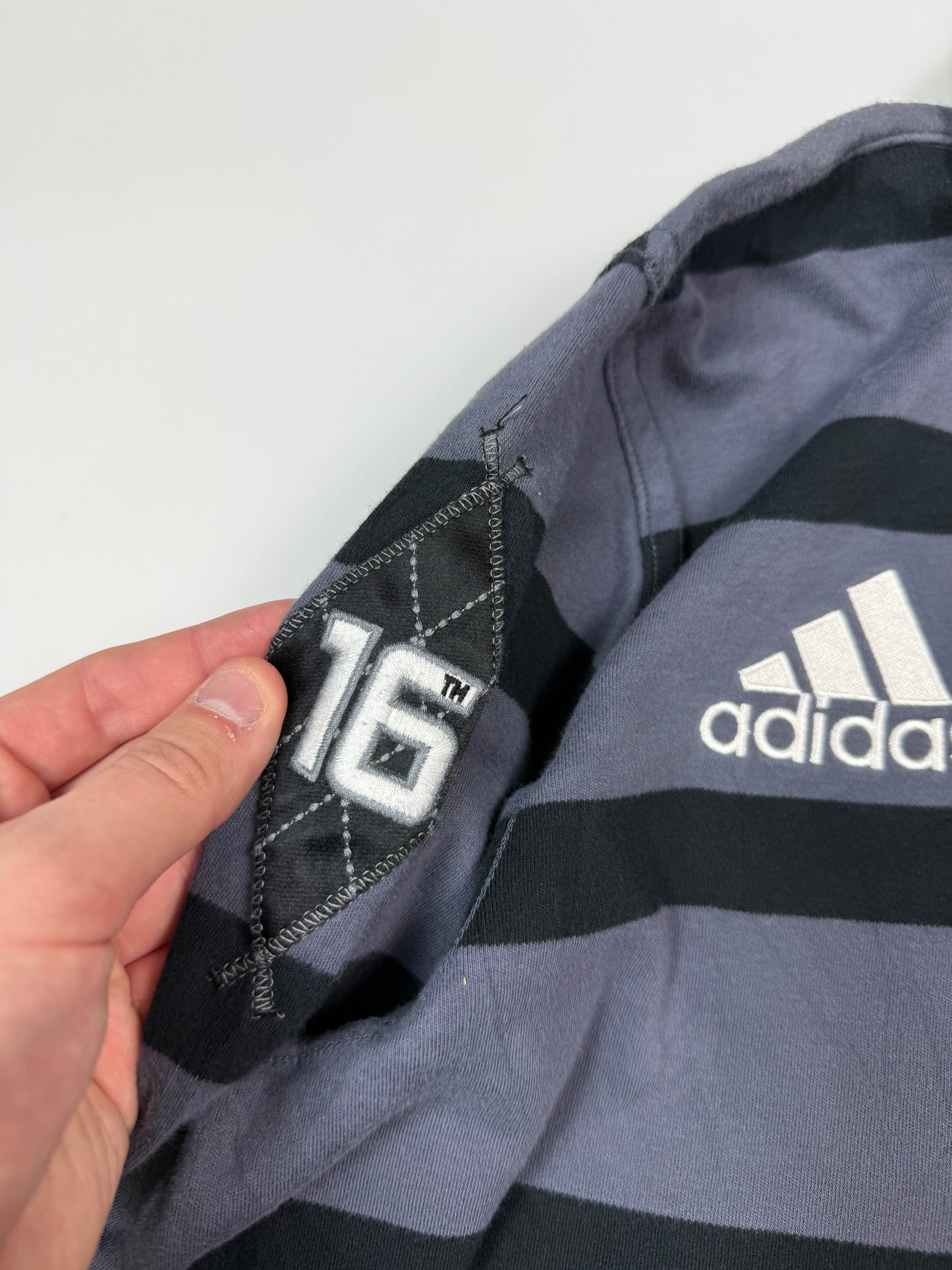 New Zealand all blacks 2011 Adidas supporters rugby shirt (M)