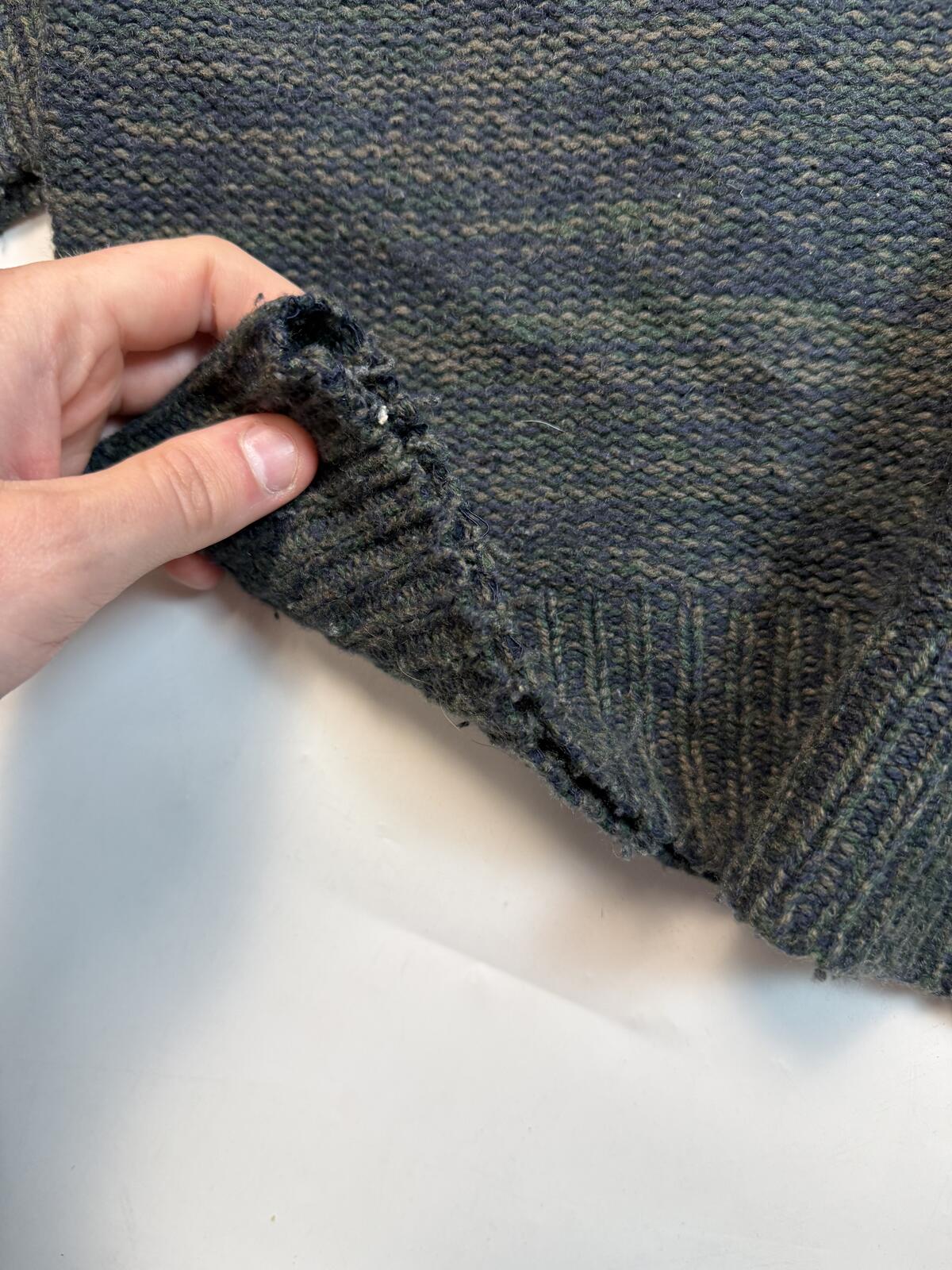 Carhartt WIP wool knit sweater (L)