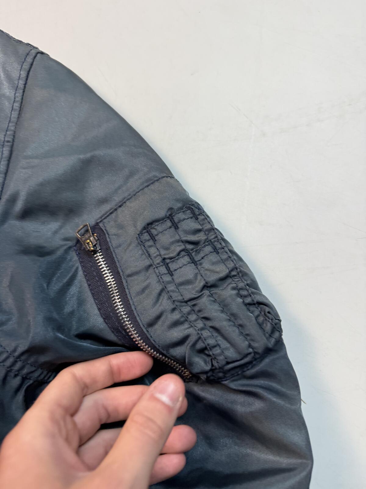 Vintage 90s MA-1 military flight bomber jacket (L)