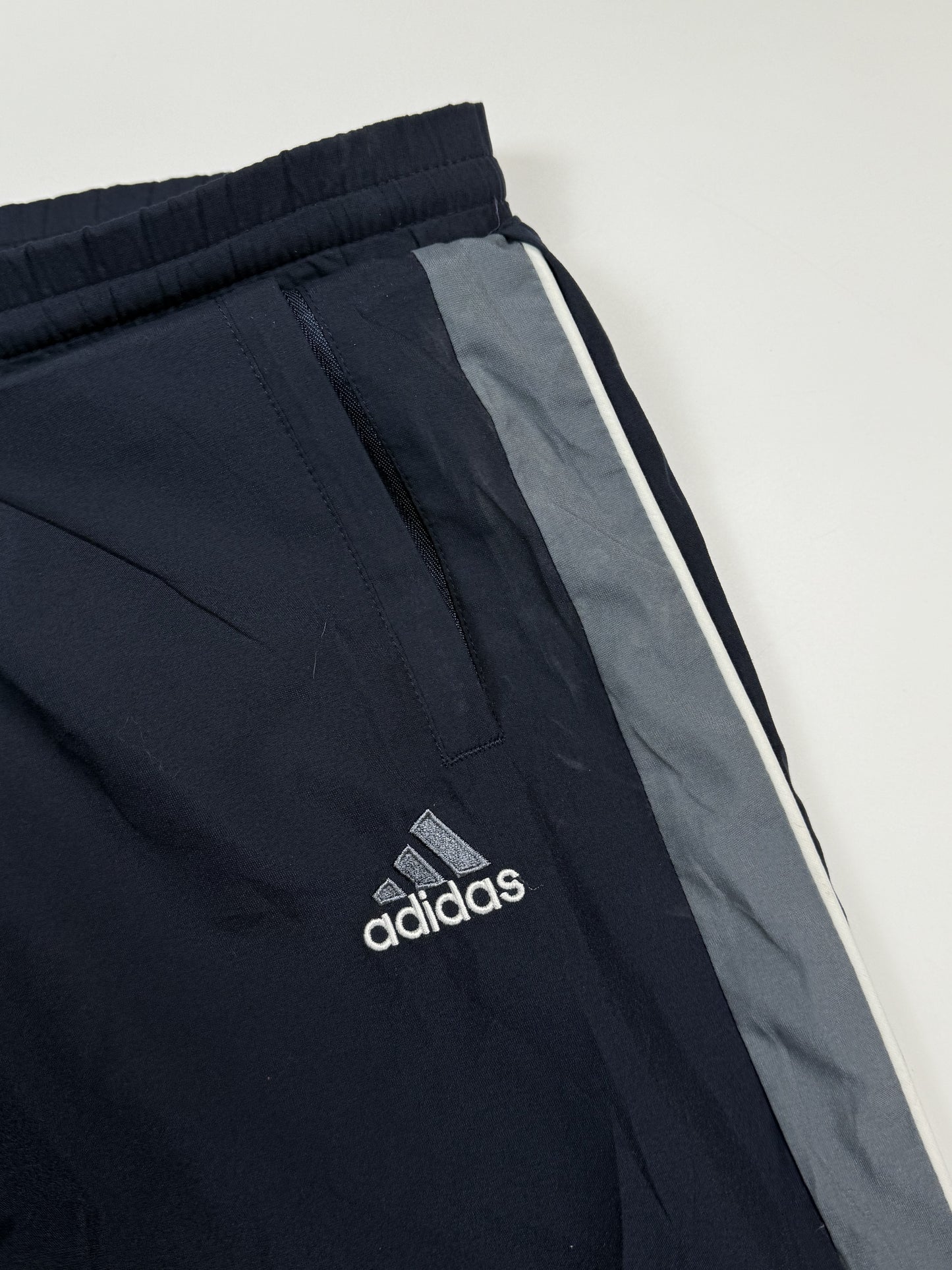 Vintage Adidas baggy track pants (XL)