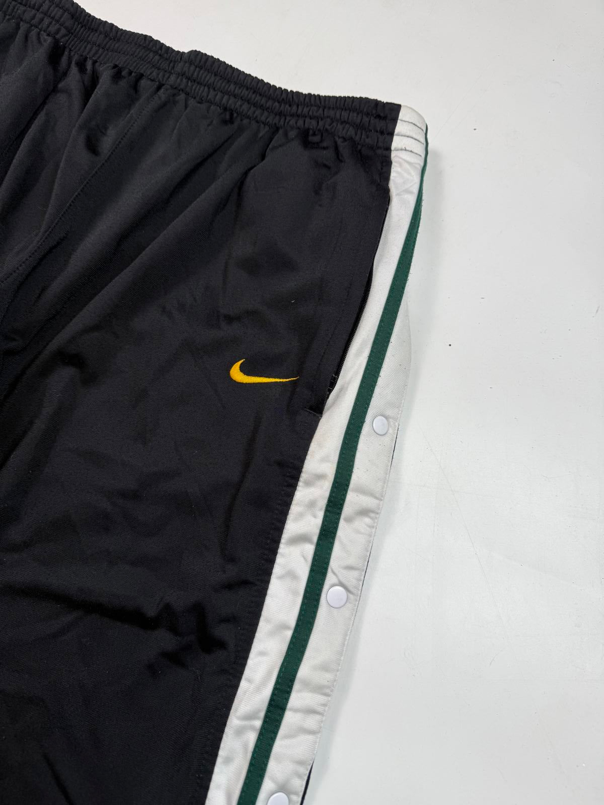 Vintage 90s Nike side stripe baggy track pants (L)